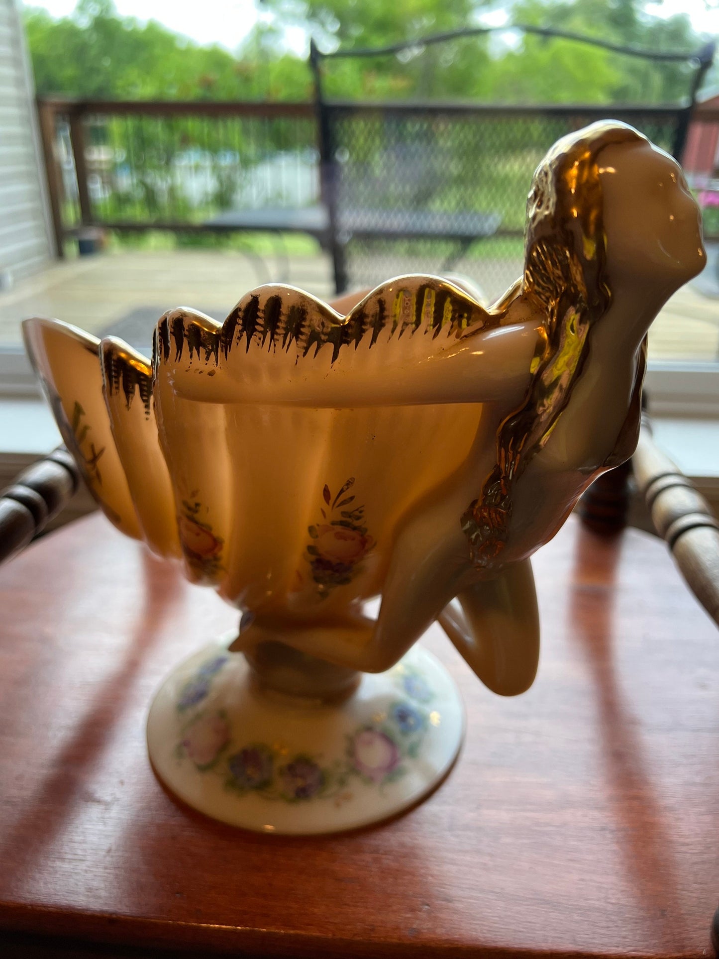 Vintage Cambridge Crown Tuscan Flying Lady Compote: Gilt Floral Opalescent Peach Glass Bowl
