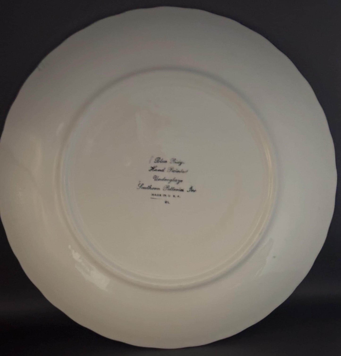 Blue Ridge Southern Potteries Dinner Plate, Ridge Daisy Yellow Flower Design, Lover Antiques and Vintage