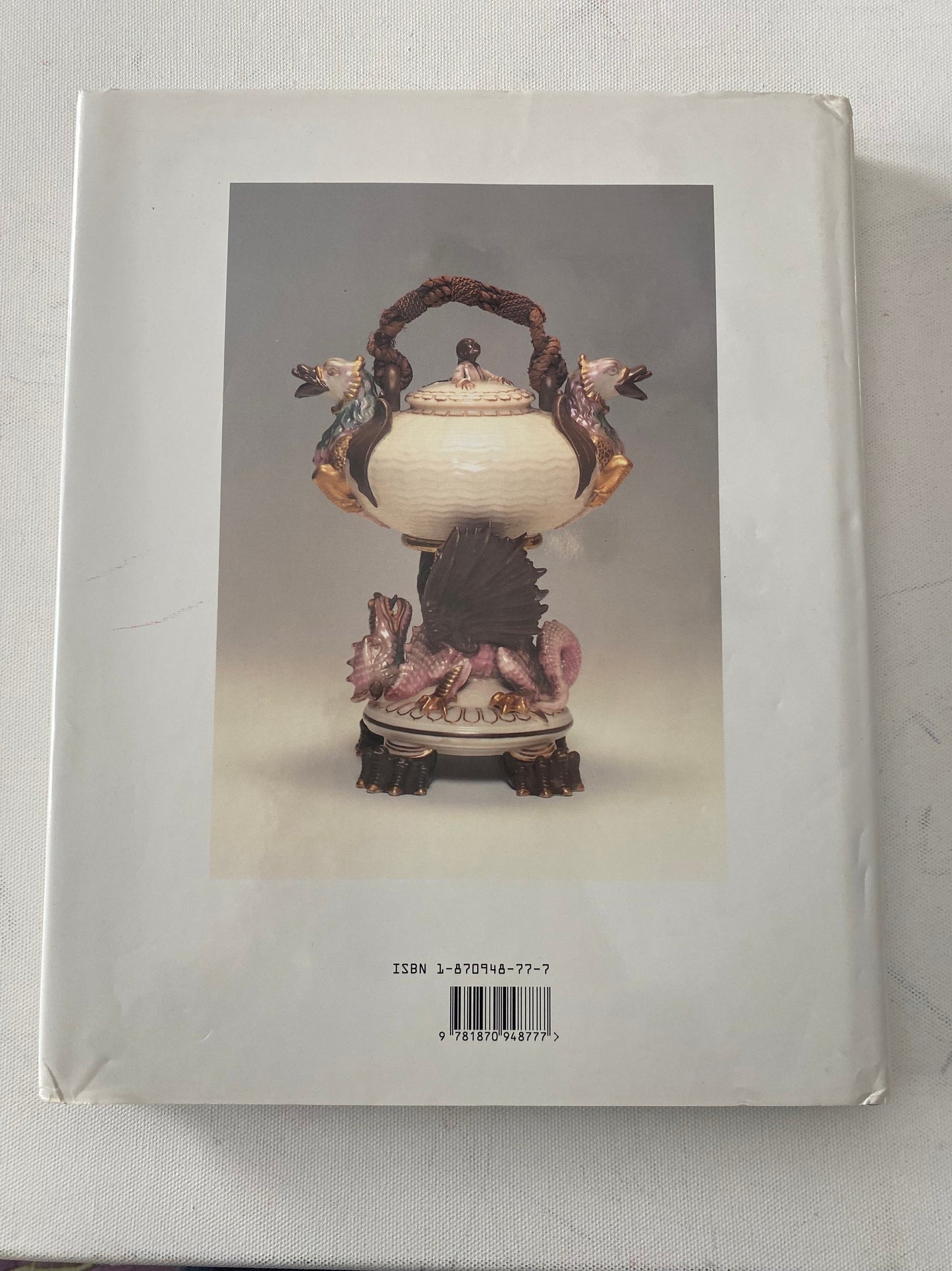 Belleek Irish Porcelain Guide by Marion Langham (1993 Hardcover)