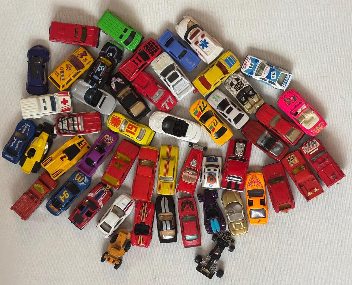 Vintage Car Lot Collection of 50 Hot Wheels Matchbox Toy Cars Lover Antiques and Vintage