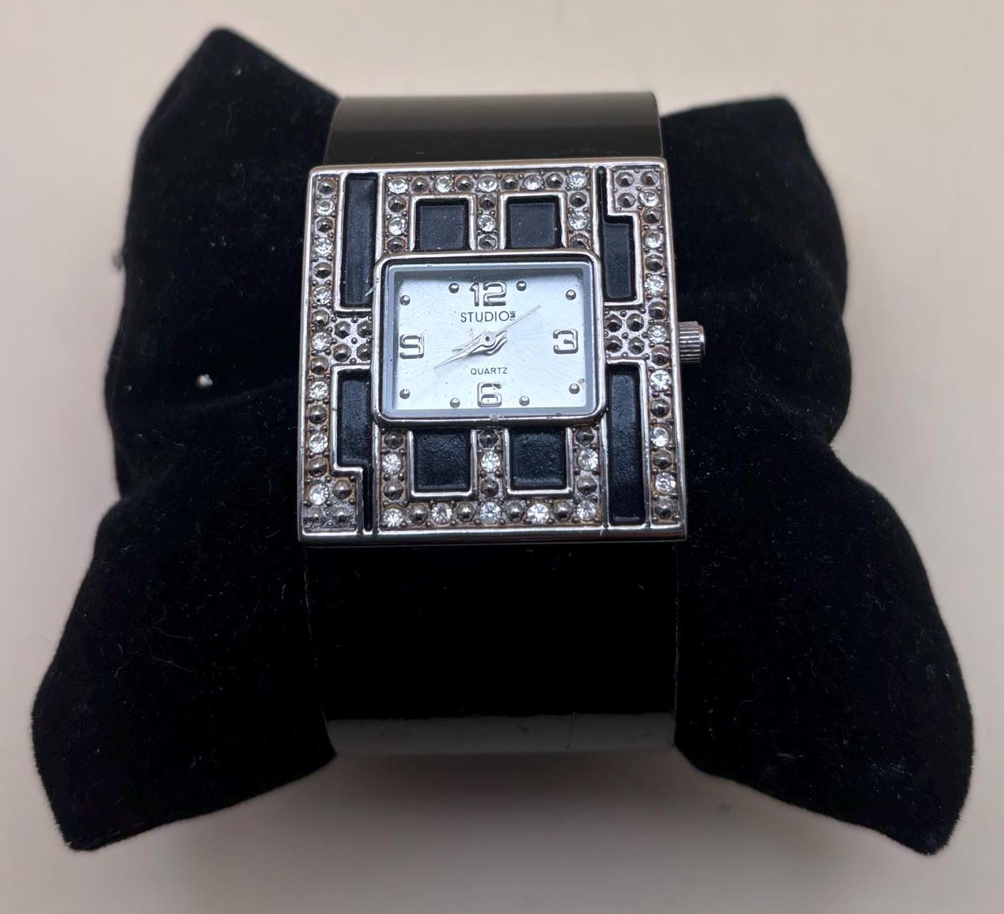 Vintage Geneva Platinum Quartz Watch Lover Antiques and Vintage
