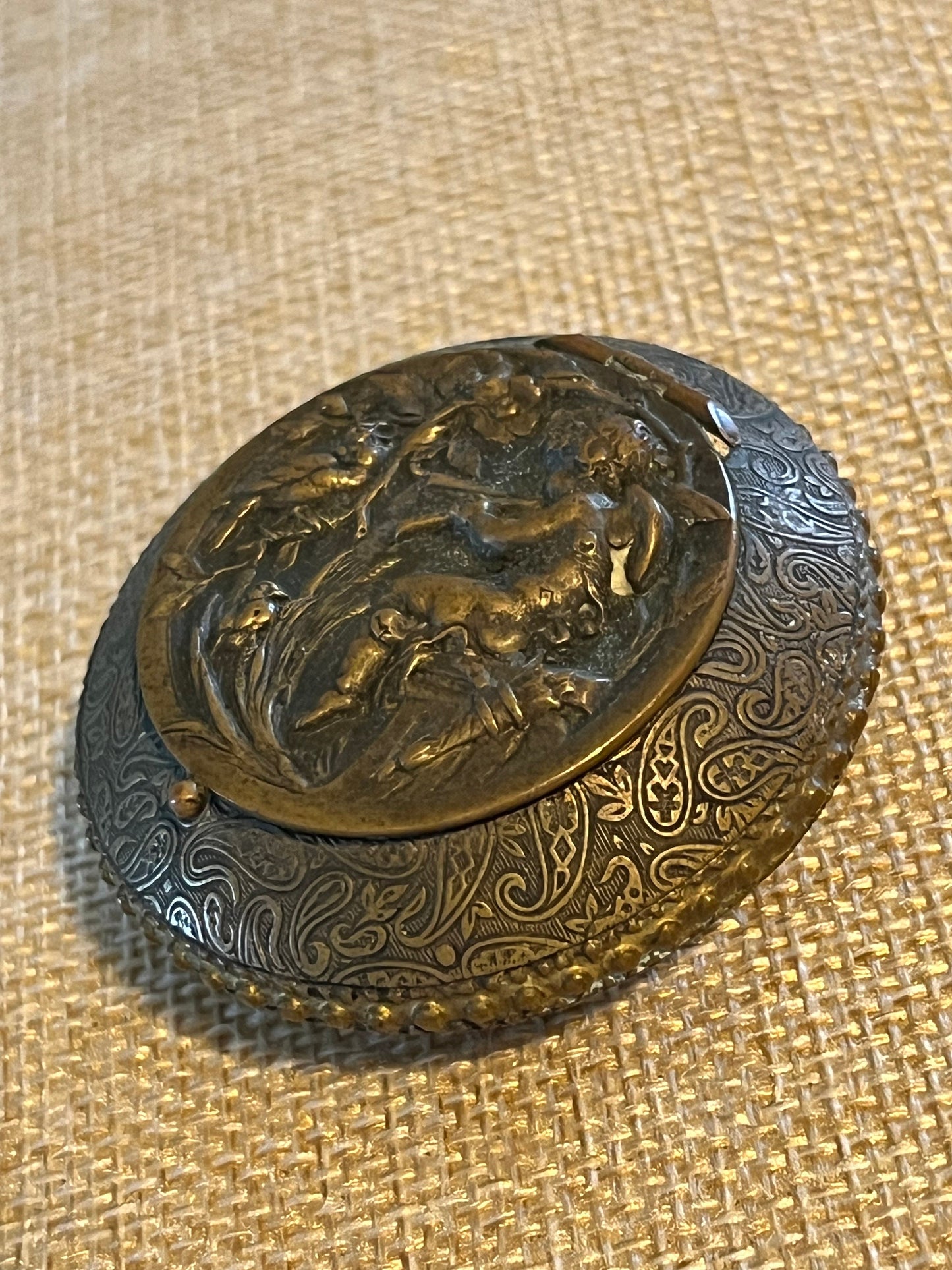 Antique Snuff Box, Cherub Playing Flute, Inside Bluff Scene, Trinket Keepsake Tobacciana, RARE