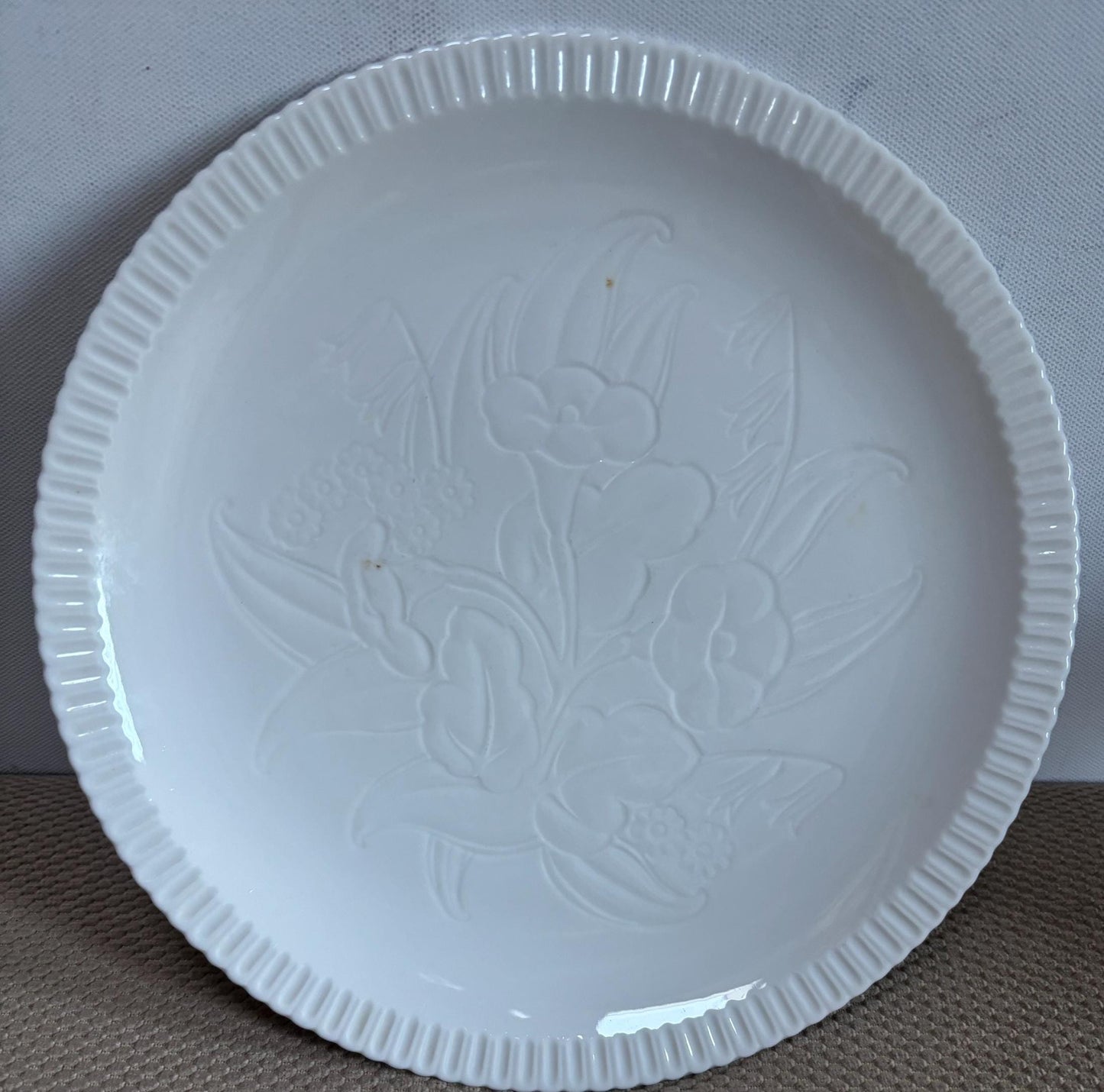Vintage Shelledge White Large Dinner Plate with Narrow Flutes Edging Syracuse China Lover Antiques and Vintage