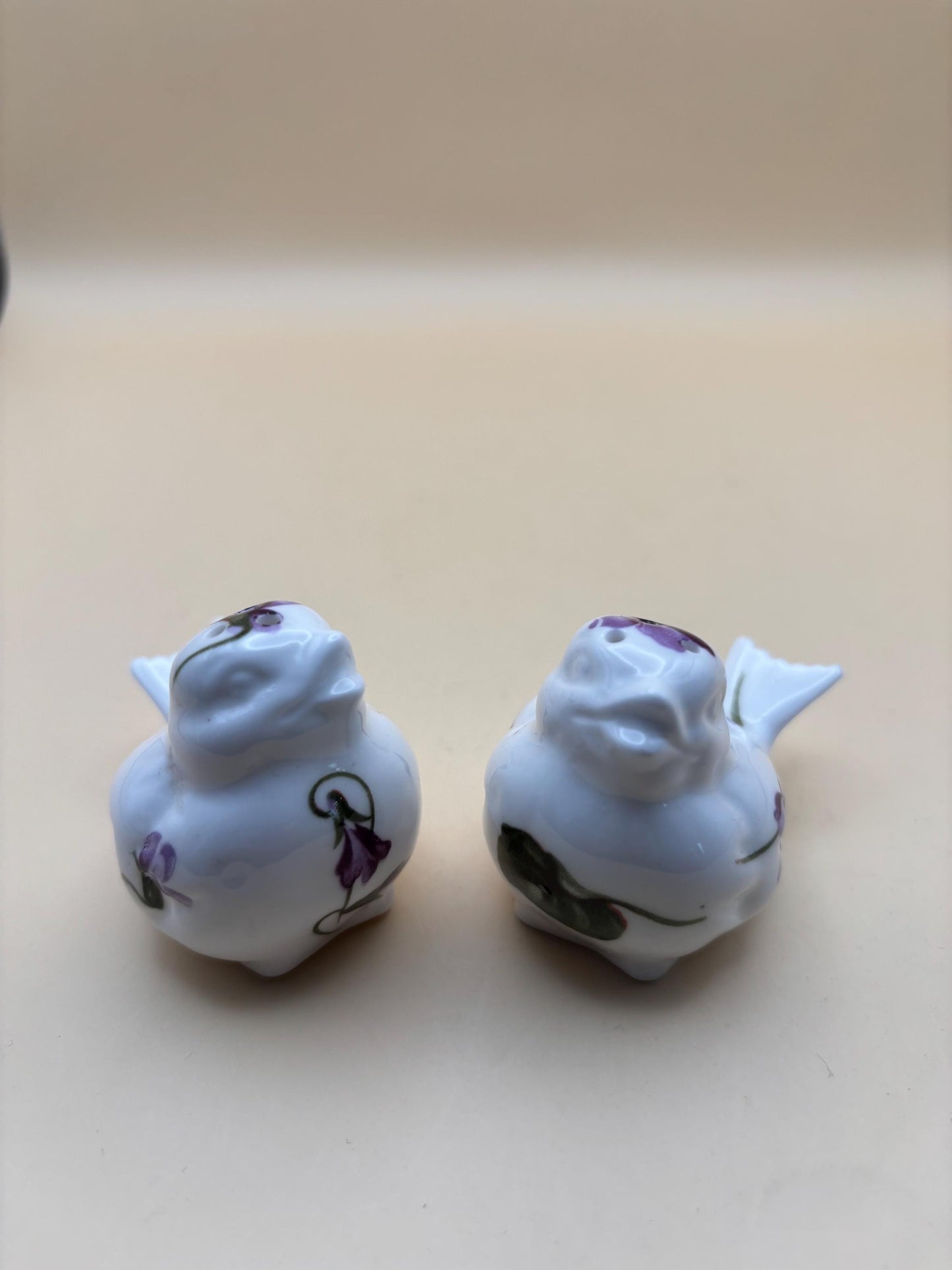 Vintage Hammersley Fine Bone China Bird Salt & Pepper Shakers Hand Painted Victorian Violets Lover Antiques and Vintage
