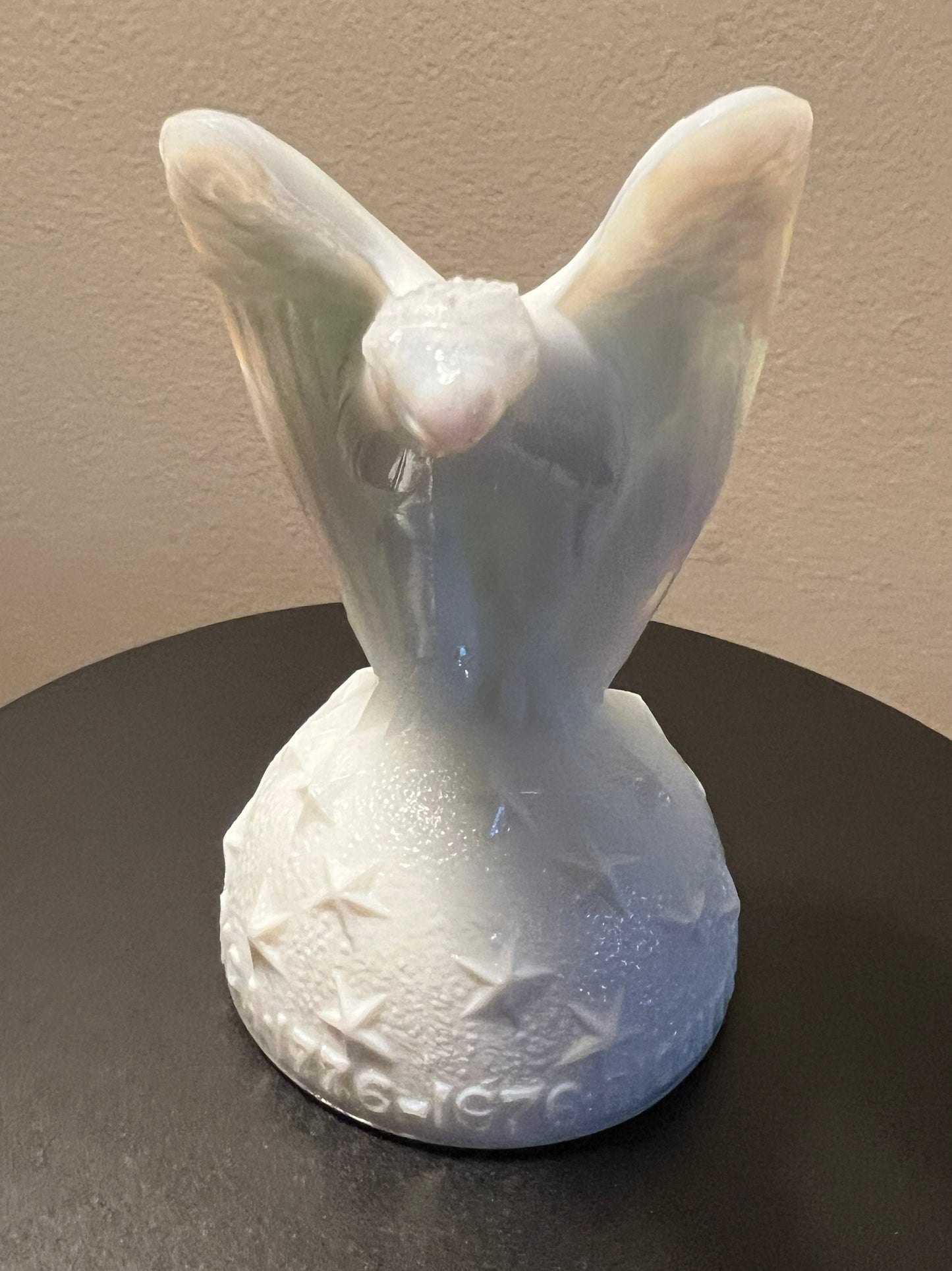 Vintage Summit Art Glass Eagle Figurine: 1776 Bicentennial