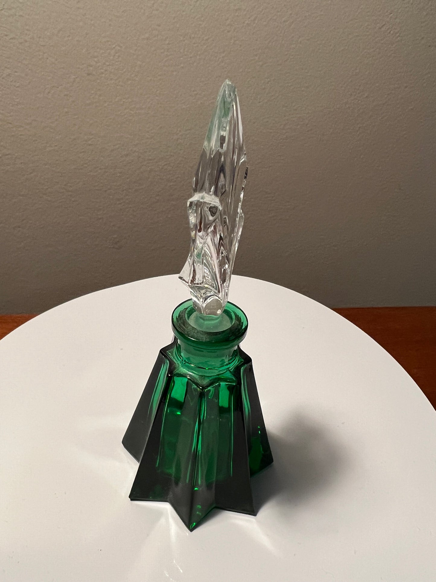 Vintage Je t’aime Green Crystal Perfume Bottle: Art Deco Etched Glass Stopper, Germany