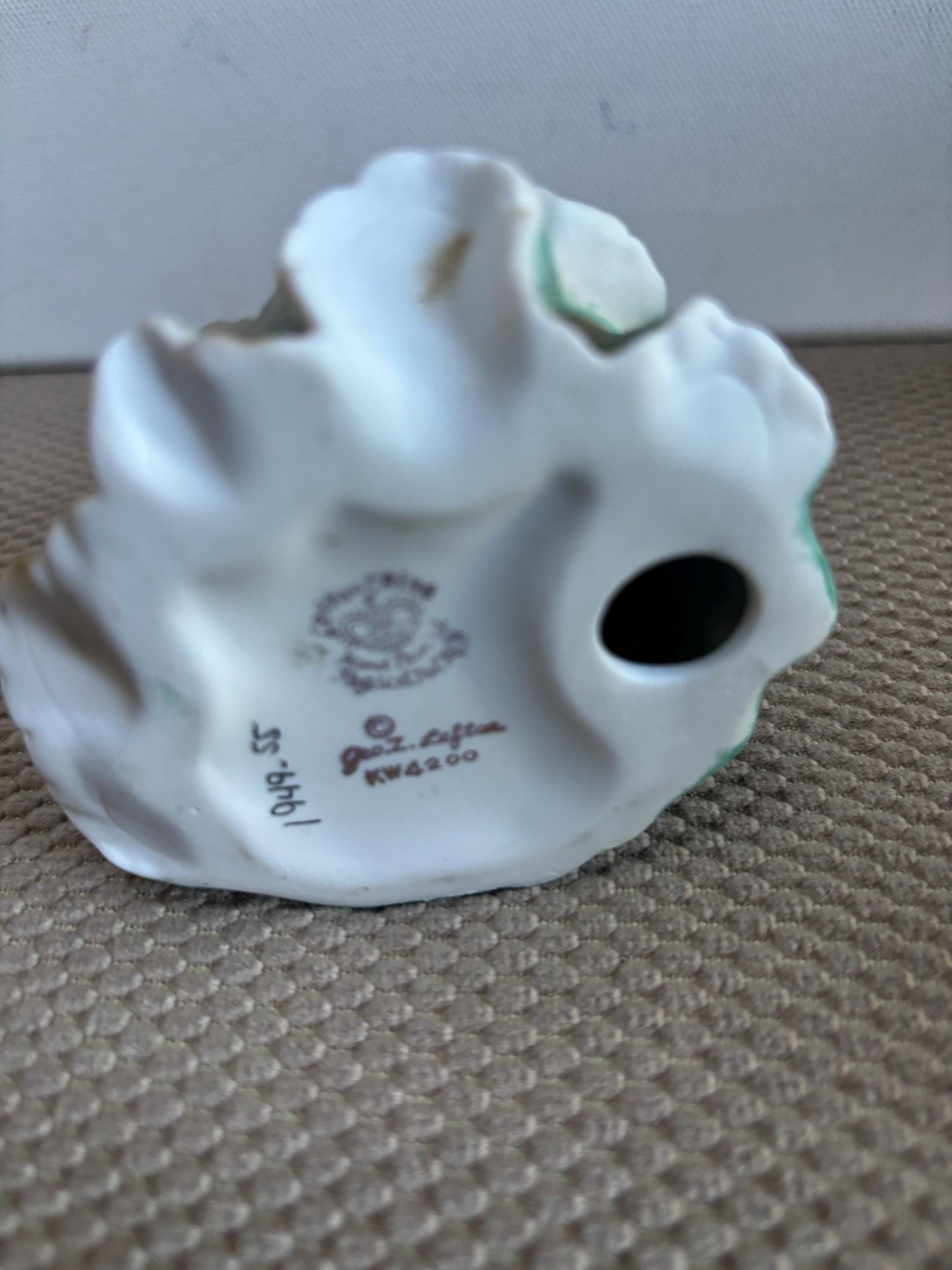Vintage Lefton June Birthday Girl Porcelain Figurine Carrying A Pink Rose Hand Painted Figure Japanese KW4200 Lover Antiques