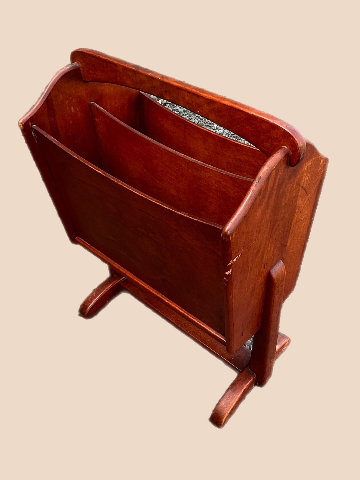 Vintage Maple Wood Magazine Rack Mag Stand Rustic Lake House Furniture