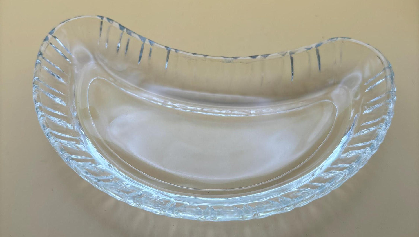 Vintage Crescent Shaped Glass Bowl Serving Tray Banana Boat Bowls Lover Antiques and Vintage
