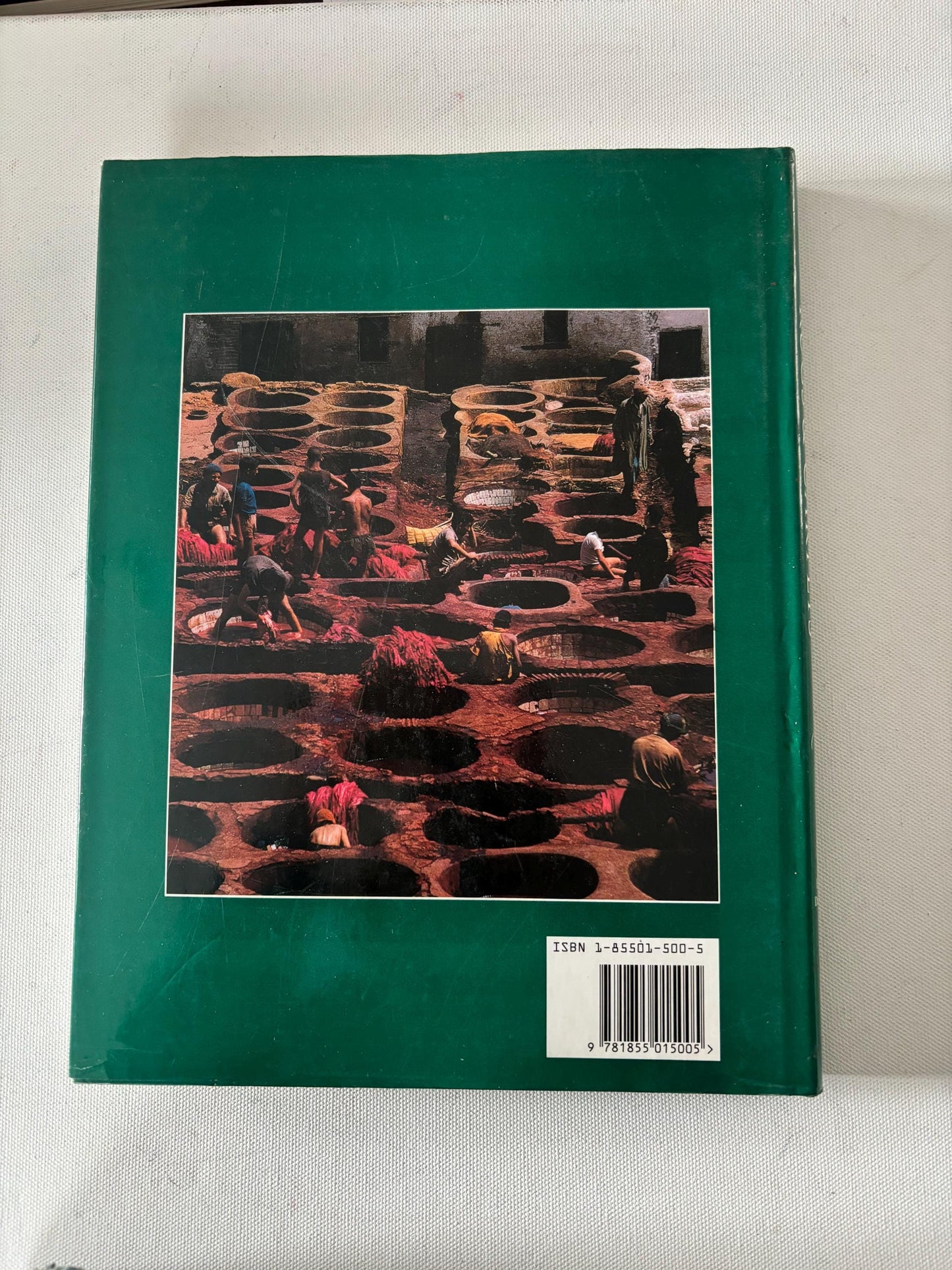 The Atlas of Rugs & Carpets Book, A Comprehensive Guide for the Buyer and Collector, Lover Antiques and Vintage