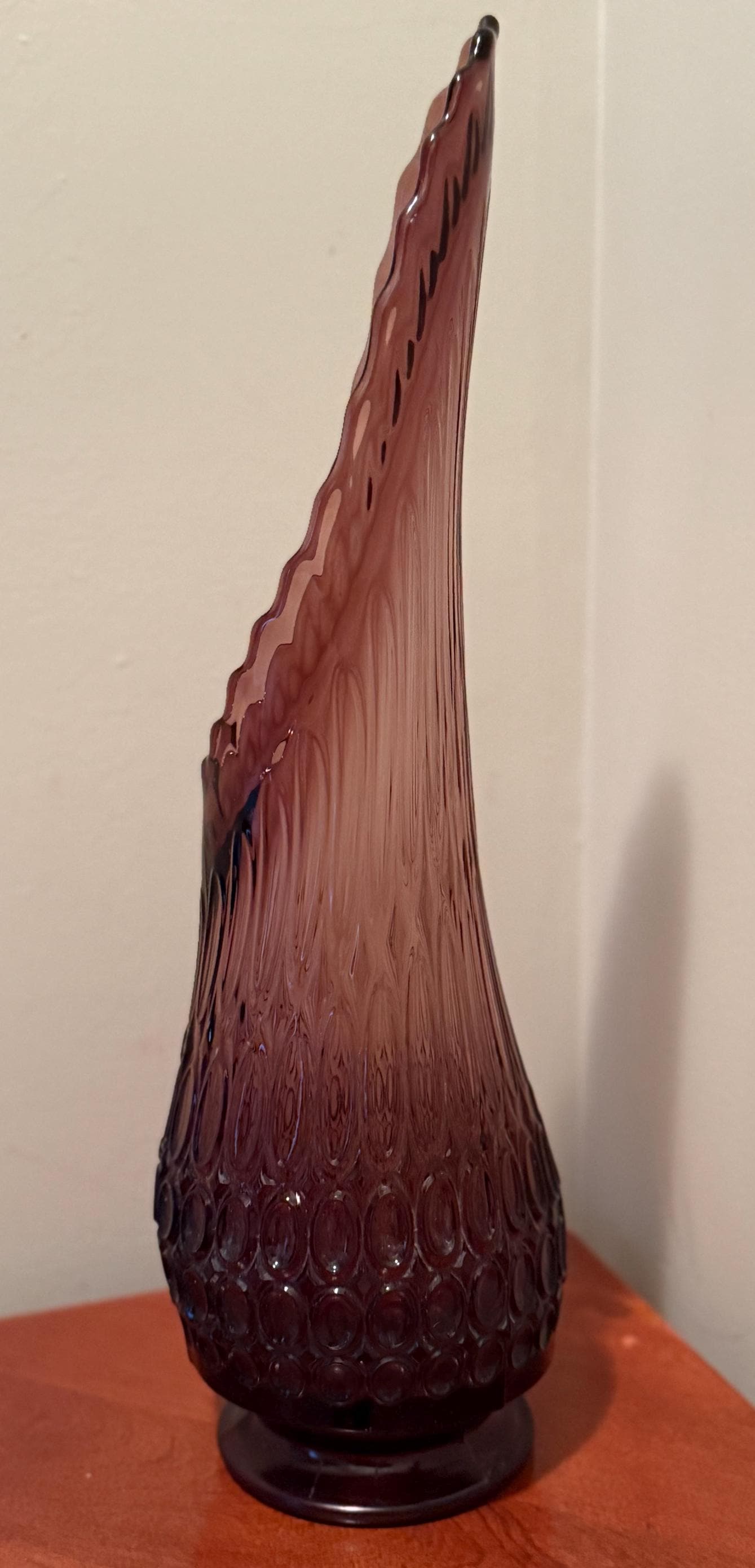 Vintage LE Smith Amethyst Thousand Eye Swung Vase with BIG Mouth Lover Antiques and Vintage