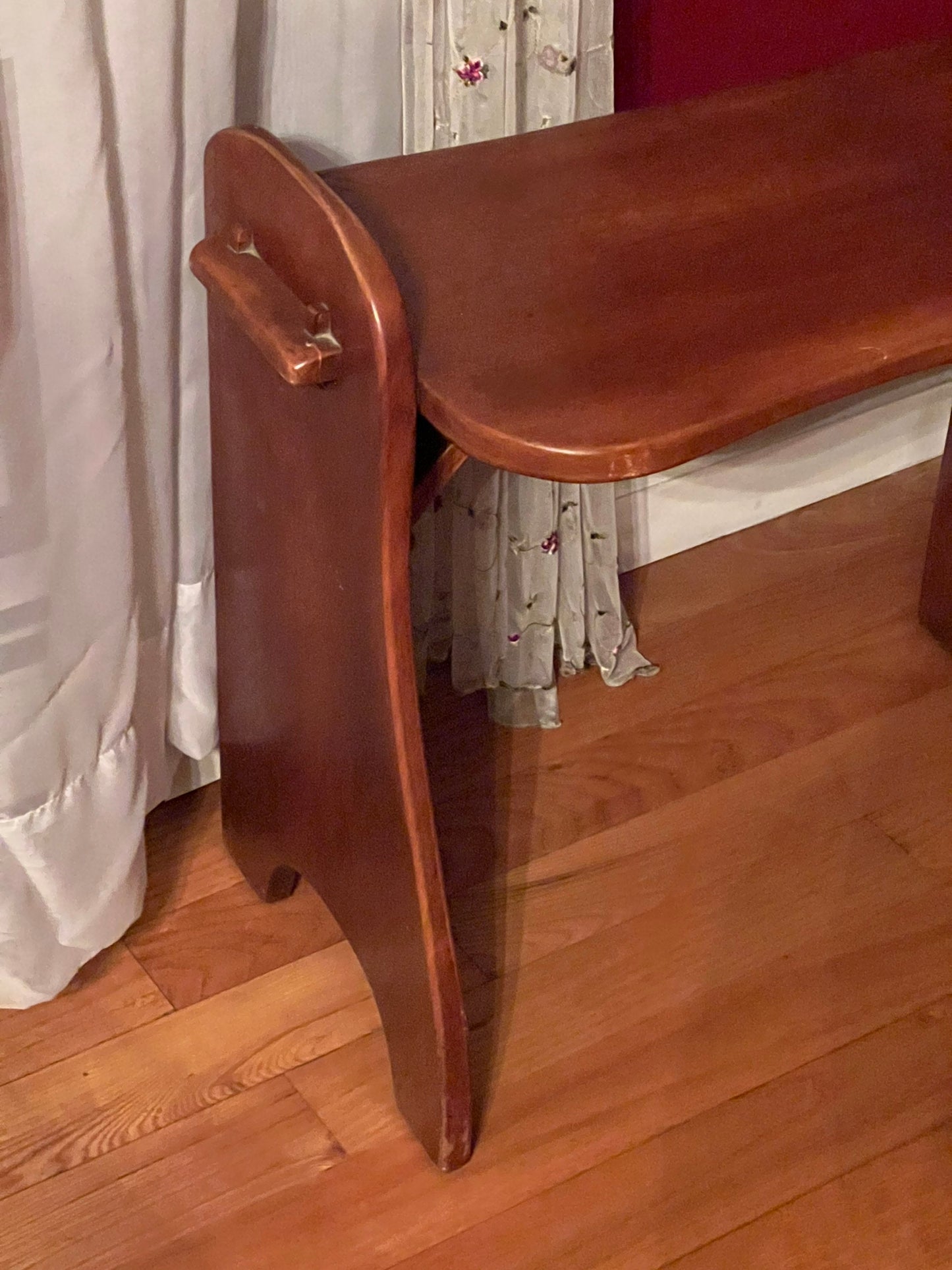 Cushman Colonial Vanity Table: Vintage Serving Table No. 4-163