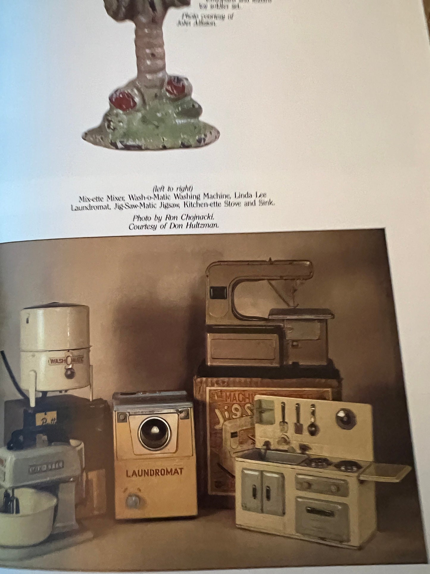Vintage Toy Collecting Book: Identification & Value Guide, 4th Edition
