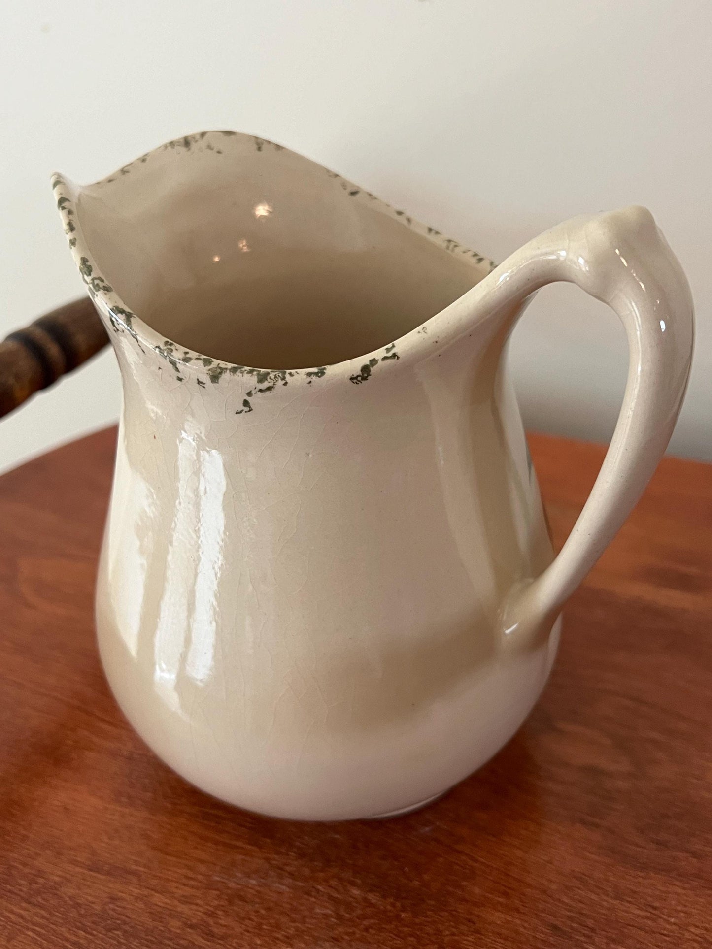 Vintage Sandhurst Stoneware Pitcher: Red Apple Design, New Ulm MN