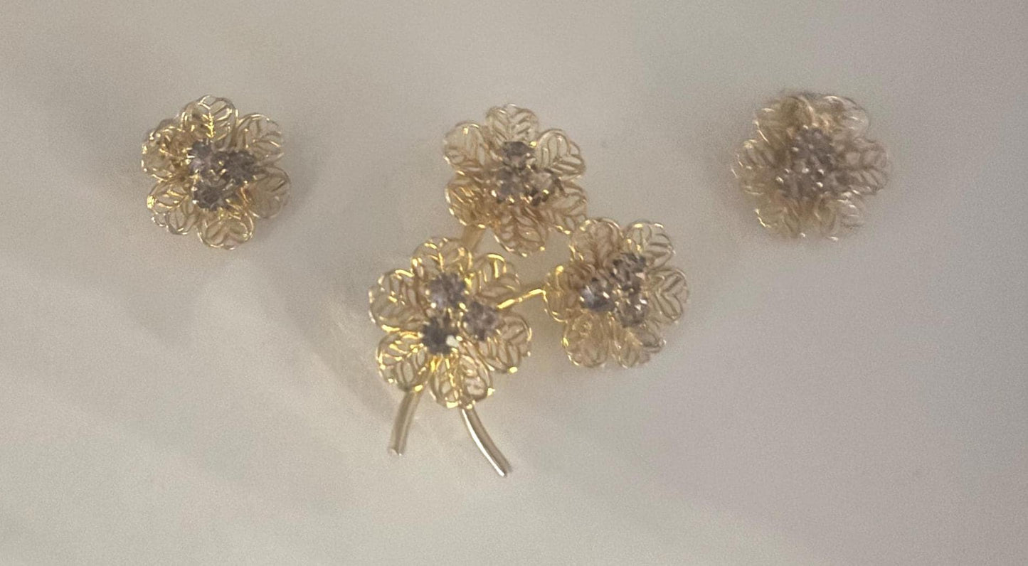 Sarah Coventry Allusion Gold Filligree Flower Brooch & Matching Earrings