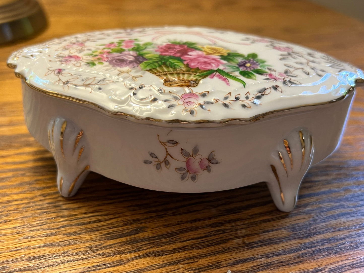 Vintage Bristol Gardens Roses Trinket Box: Hand-Painted Porcelain with 24k Gold