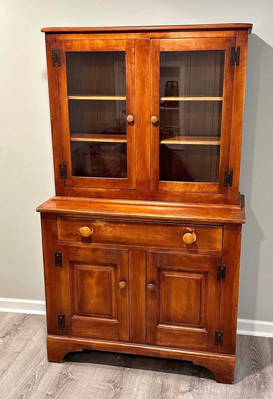 Cushman Colonial Creations Hunting Board China Cabinet No. 9024 Lover Antiques and Vintage