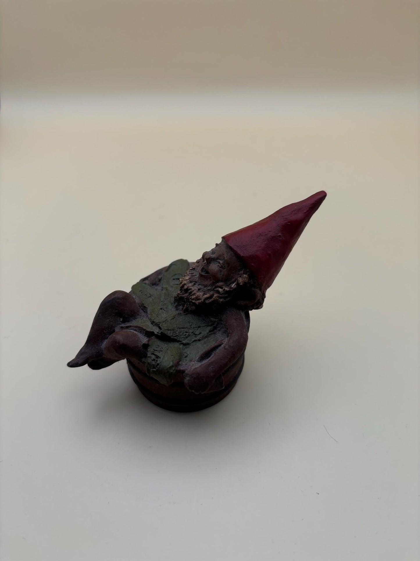 Vintage Gnome in Tub by Tom Clark Cairn Artists Forrest Gnome in Leaf Bath Tub Retired Lover Antiques and Vintage