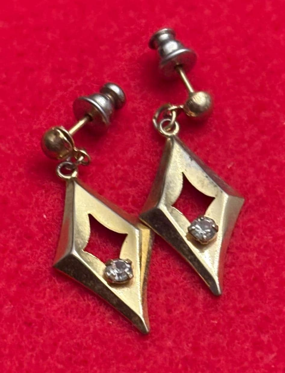 Vintage Diamond Shaped Gold Earrings, Lover Antiques and Vintage