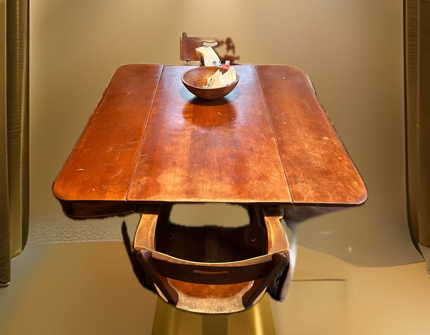 Vintage Cushman Colonial Butterfly Leaf Table: Double Rudder Farm Table