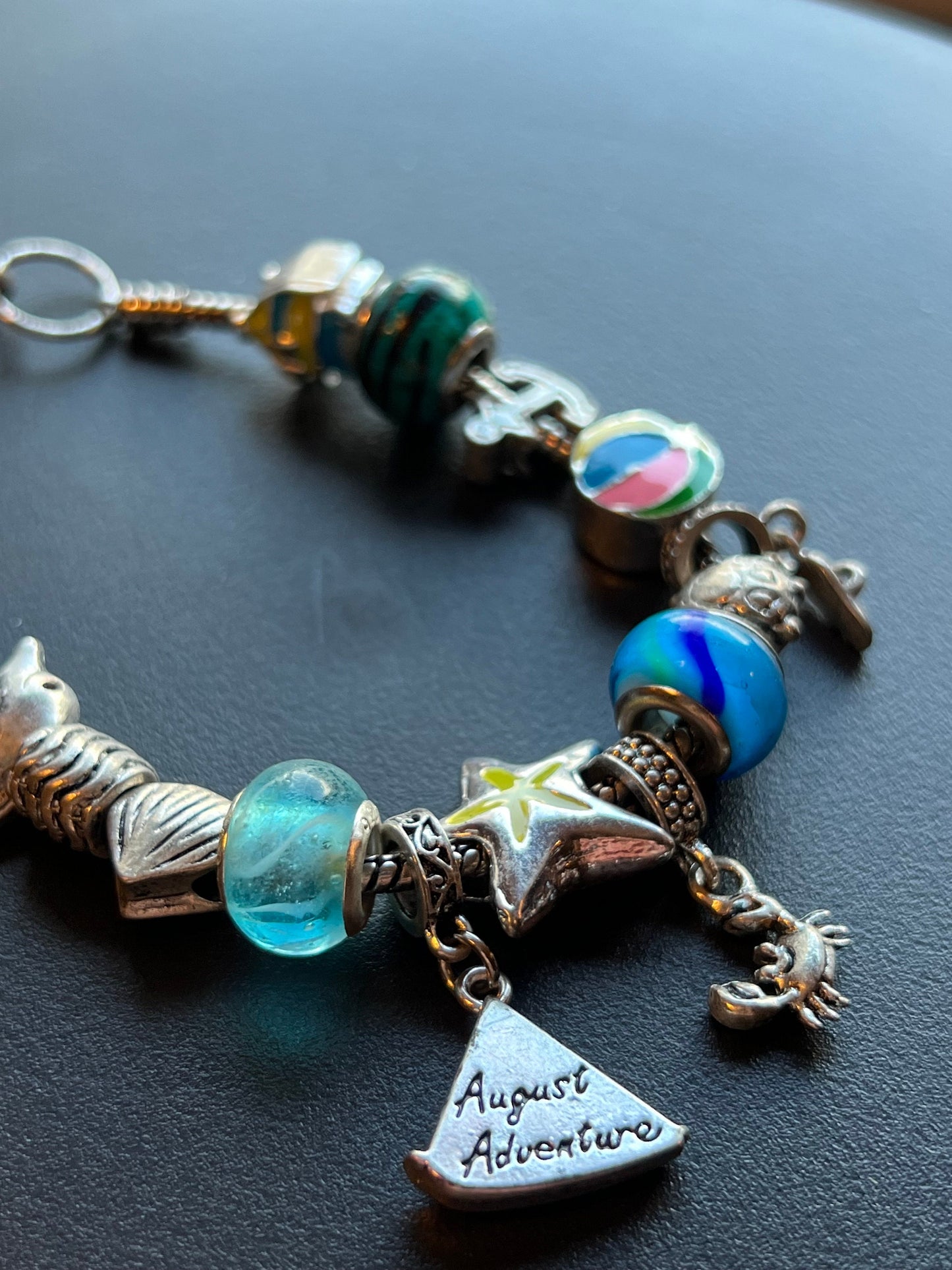 Charm bracelet Willabee and Ward Jewelry Charms, Beads, Lover Antiques and Vintage
