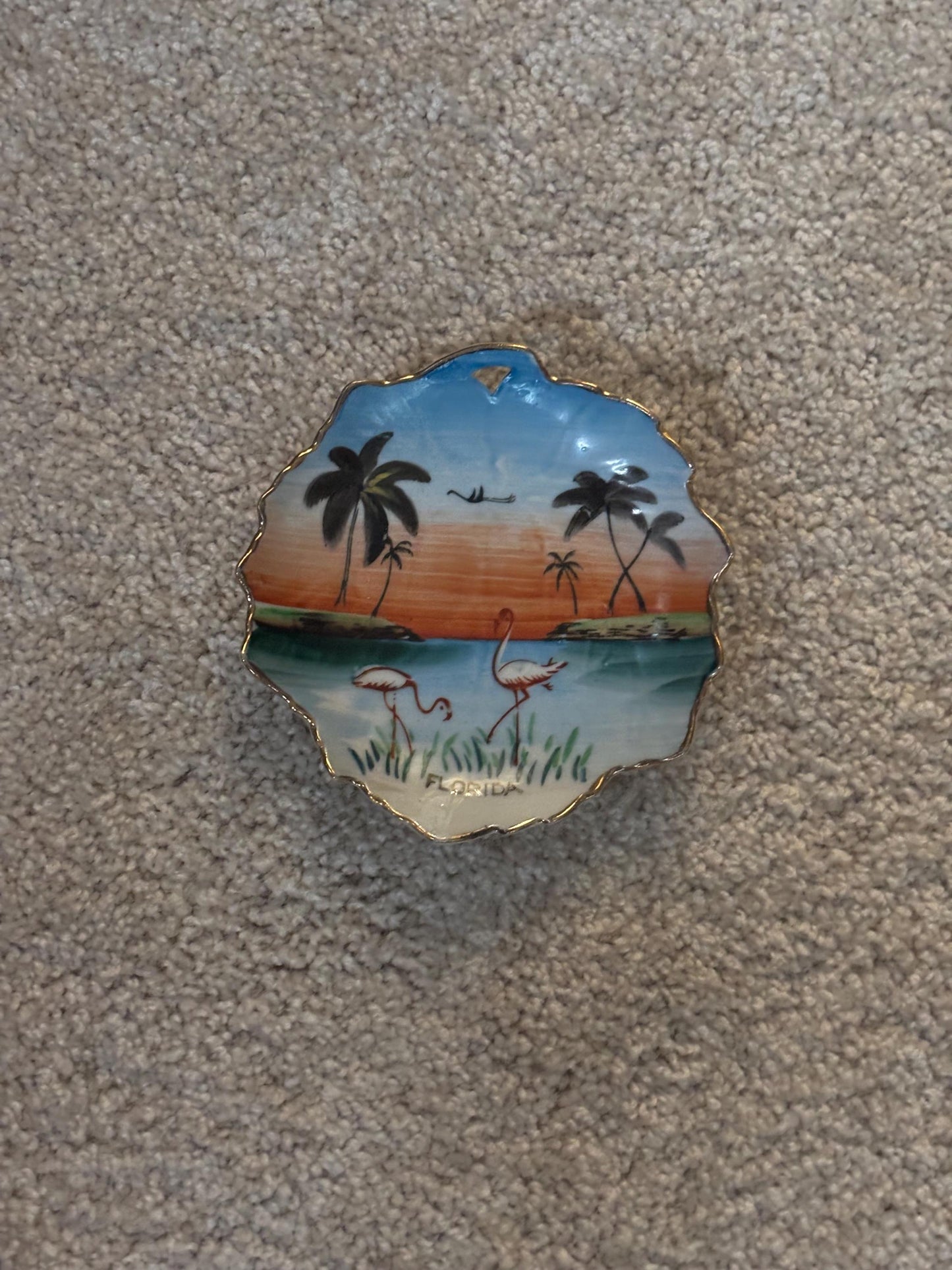 Florida Souvenir Wall Hanging Dish, Lover Antiques and Vintage