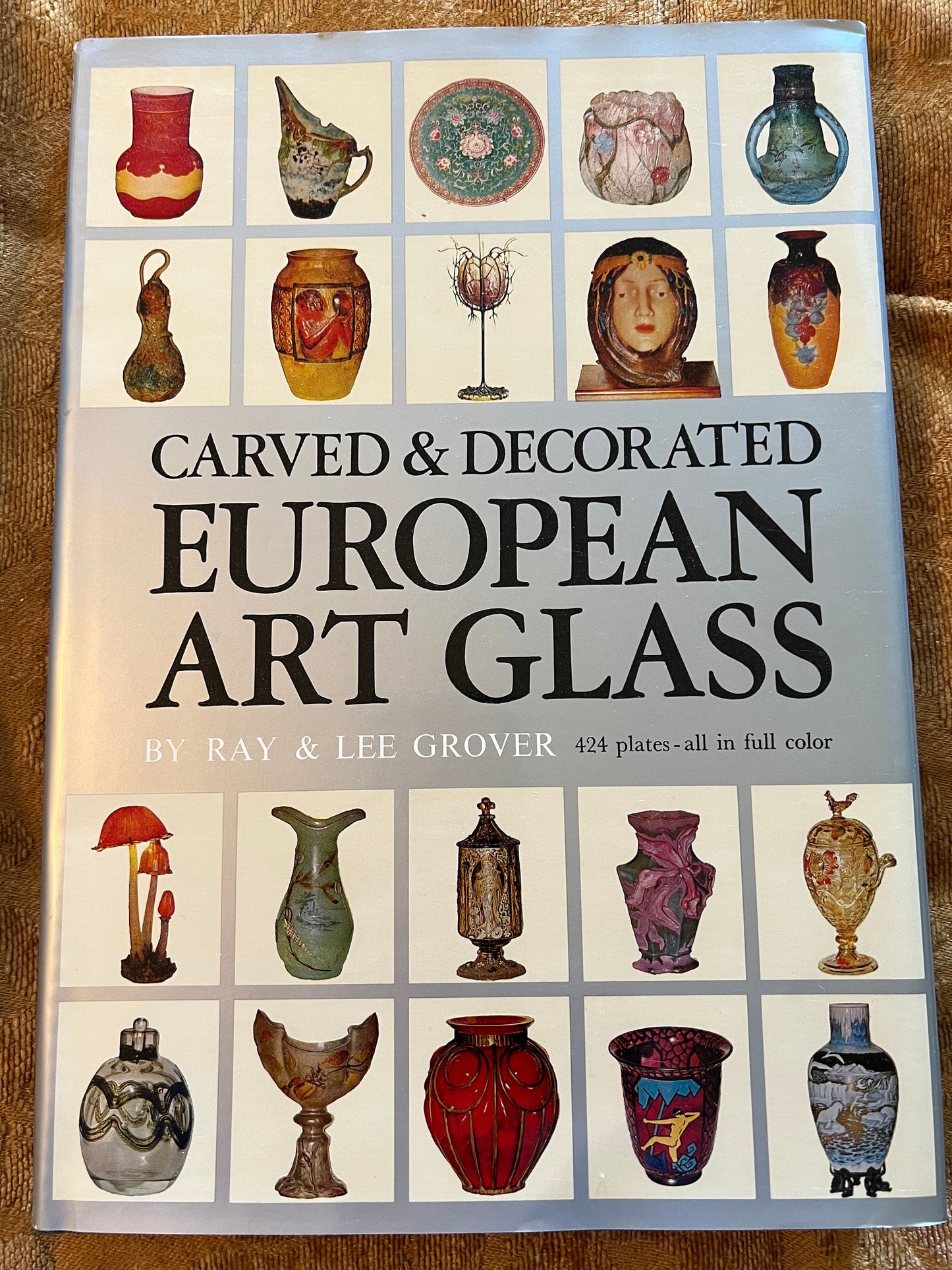 Vintage Carved European Art Glass Book by Ray & Lee Grover