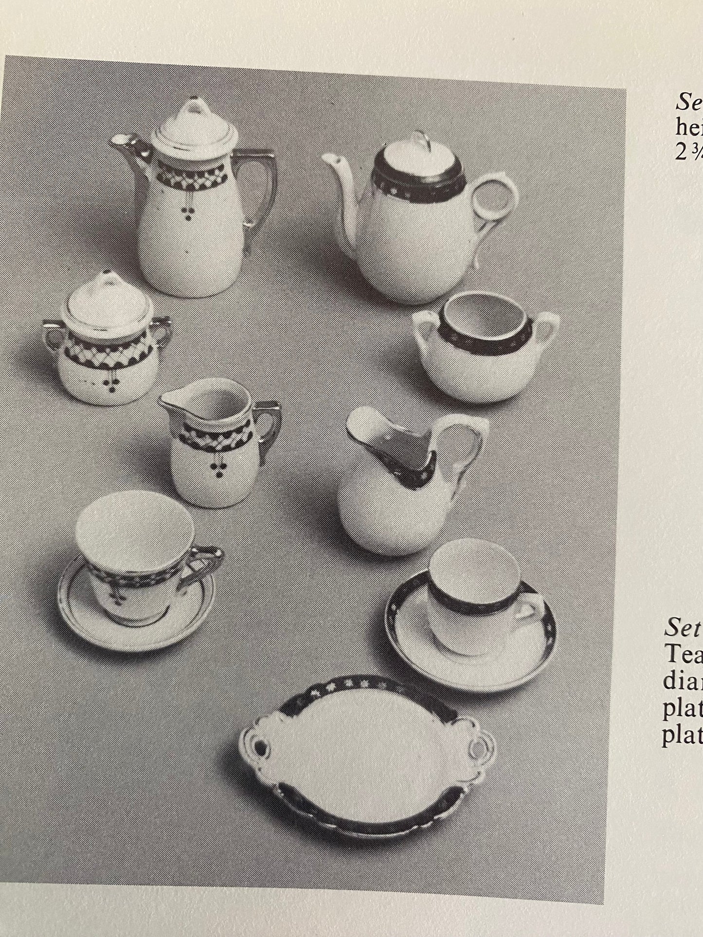 Playtime Dishes Book: Children's Porcelain, Tin & Pottery