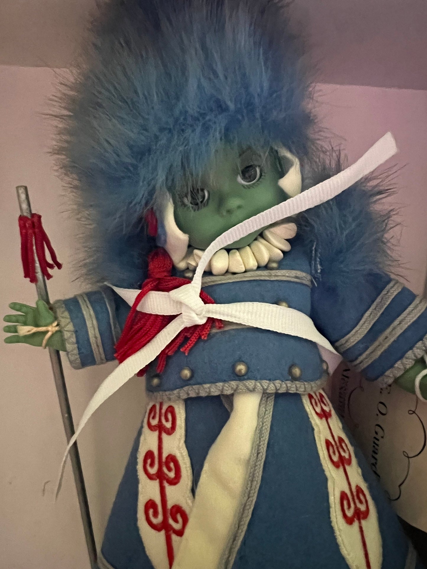 Vintage Madame Alexander OEO Guard Doll: Wizard of Oz Collection, 8"