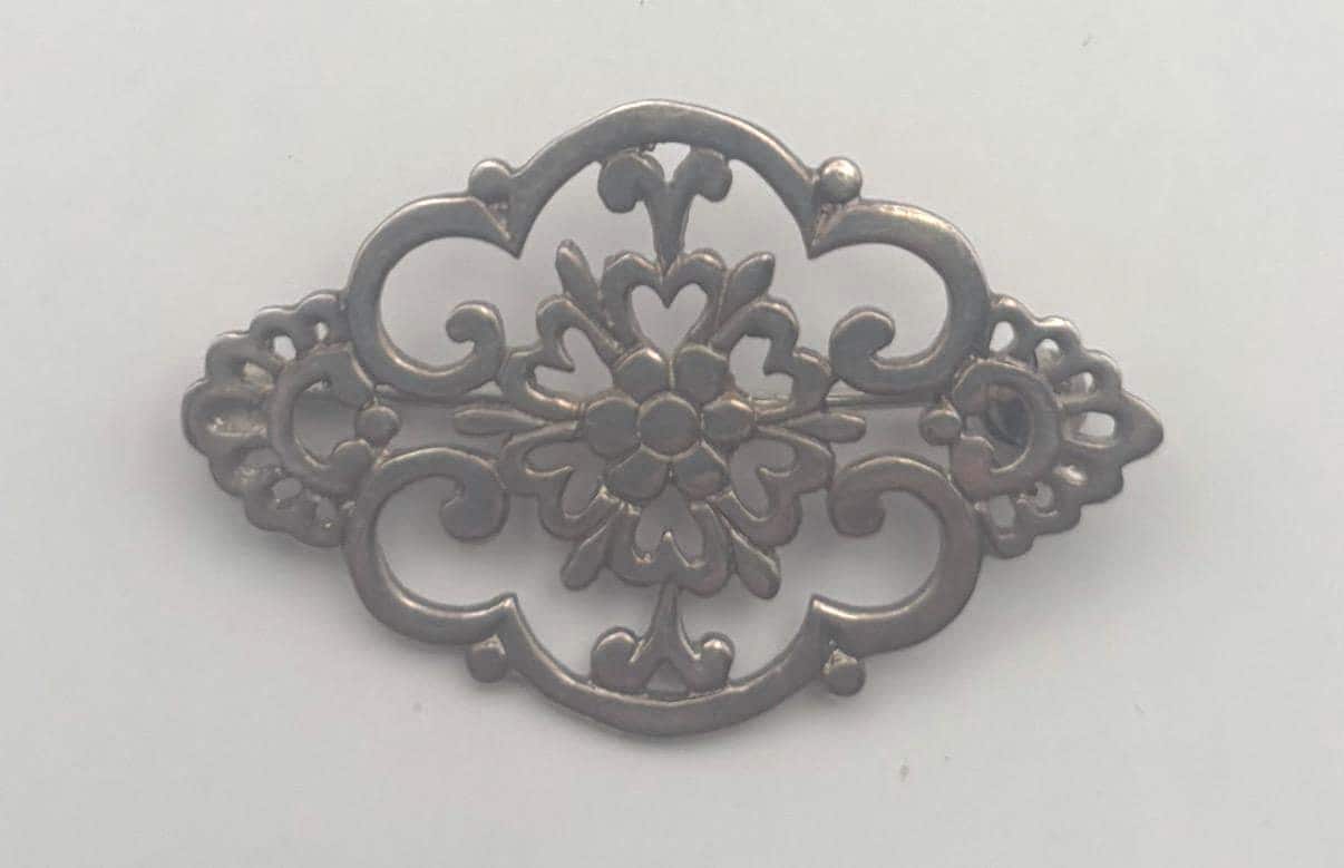Vintage Sterling Silver Open Work Floral Pin Brooch Lover Antiques and Vintage