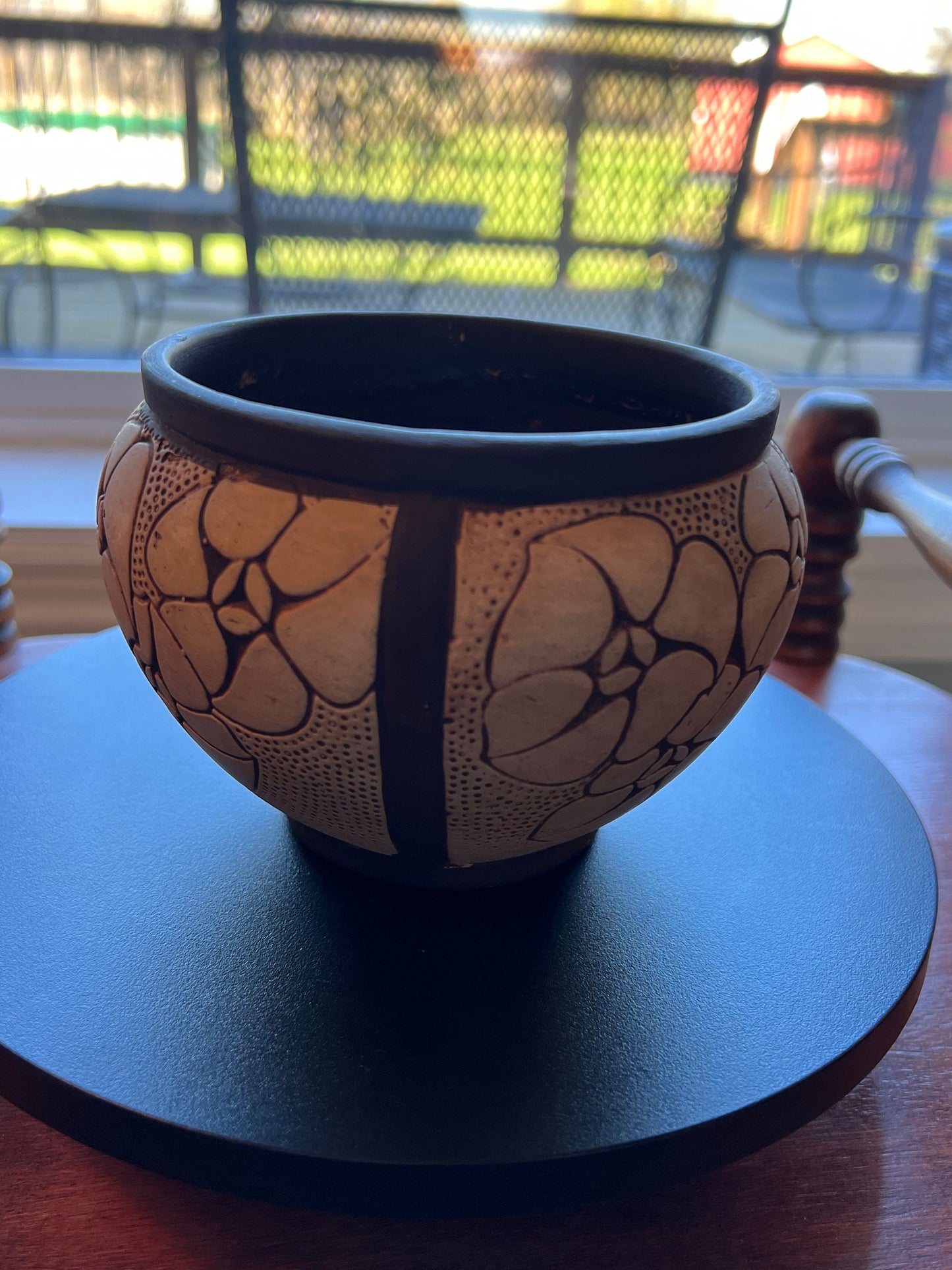 Vintage Weller Claywood Daisy Vase: Burnt Wood Jardinere Pot