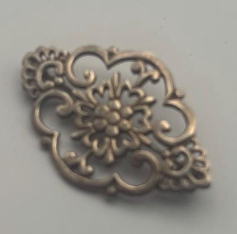 Vintage Sterling Silver Open Work Floral Pin Brooch Lover Antiques and Vintage
