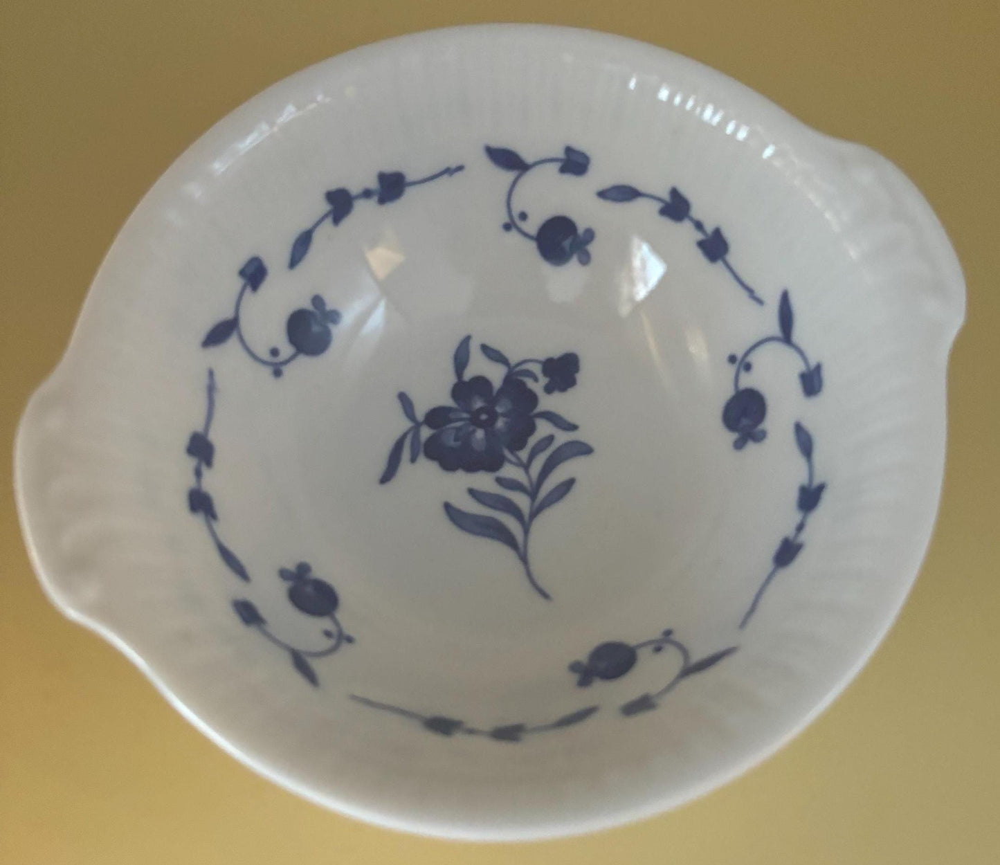 Vintage Nantucket Bowl by Syracuse China Blue & White Dishes Lover Antiques and Vintage