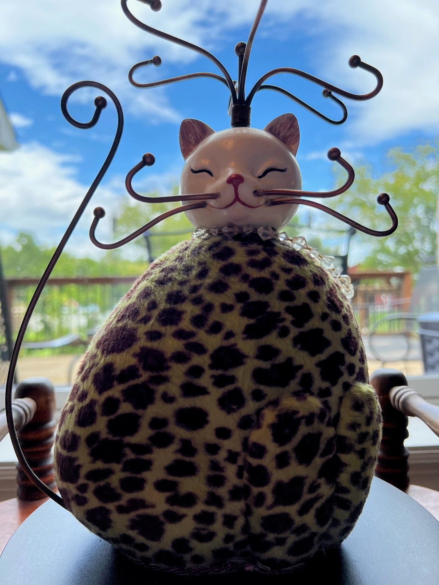 Vintage Cast Iron Cat Jewelry Stand: Ornate Necklace & Ring Holder