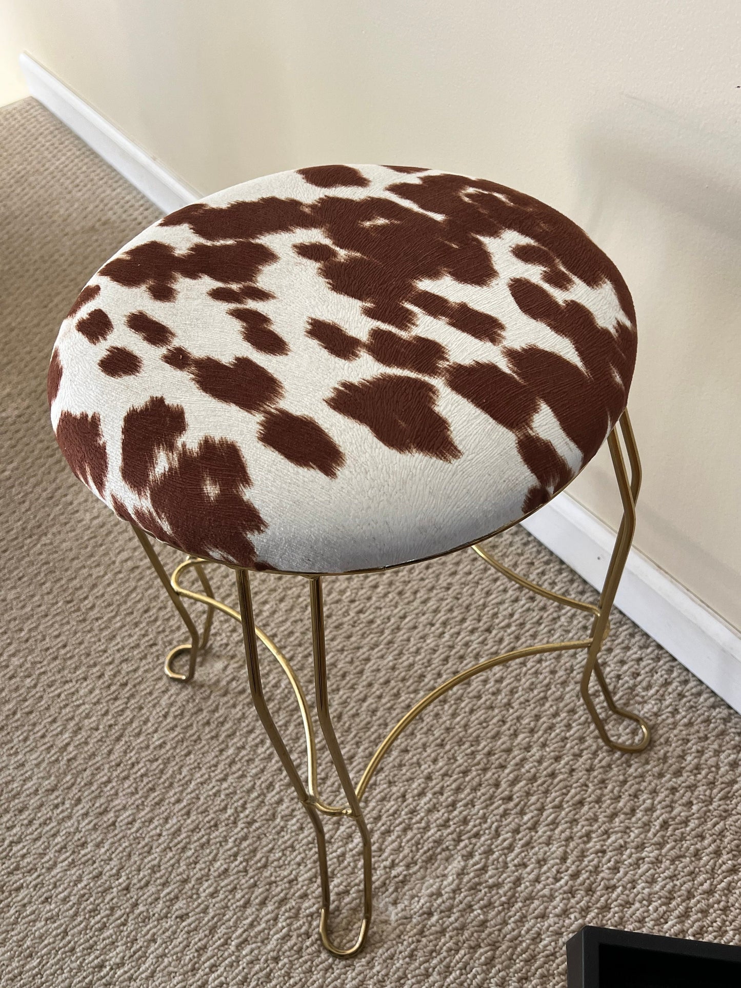 Mid Century Modern Cowhide and Brass Chair Stool Modern Ottoman with Cowhide Steerhorn Photographer’s Seat Lover Antiques and Vintage