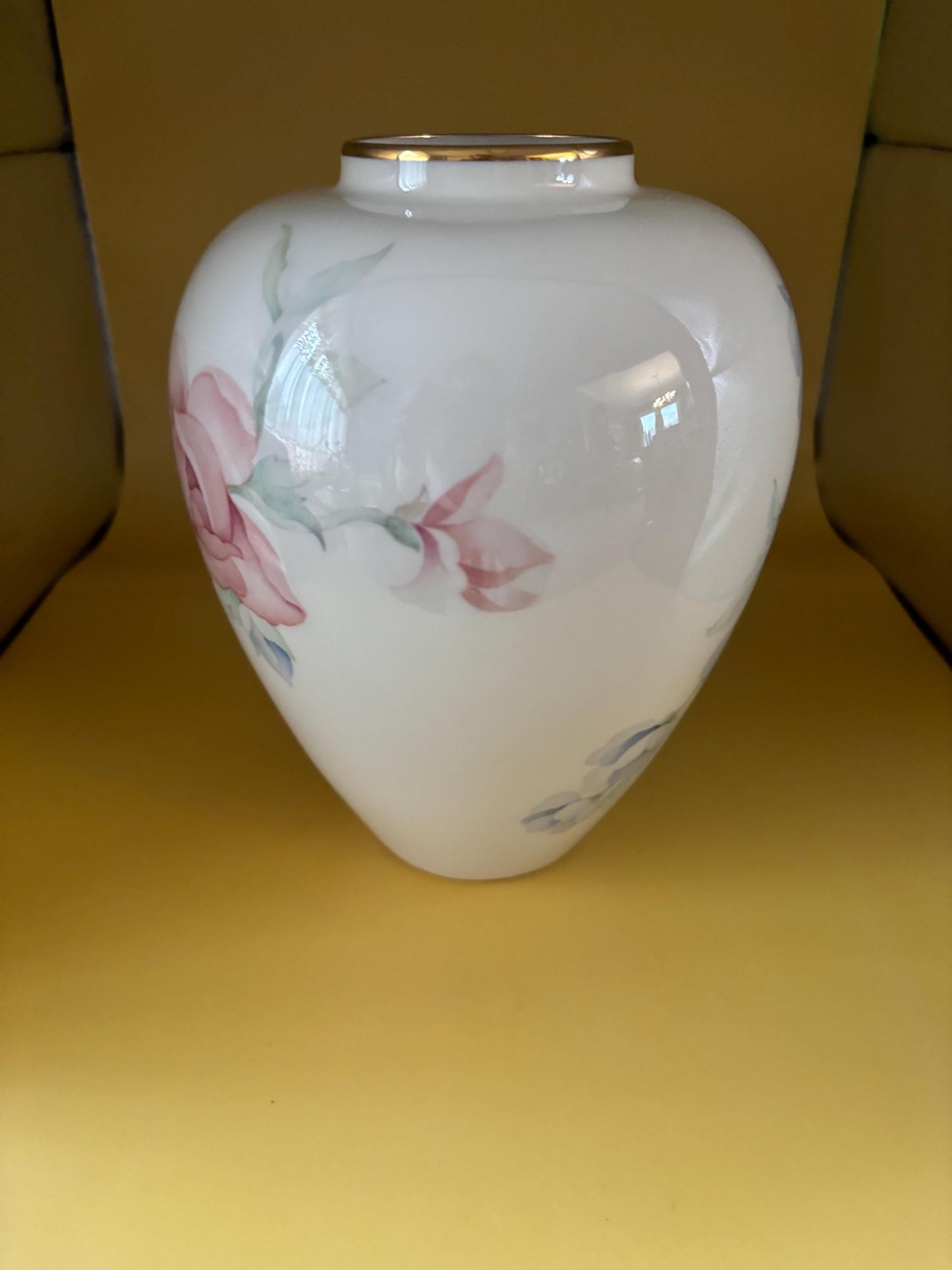 Vintage Lenox Rose Bud Vase: 24K Gold Gilding, Made in USA