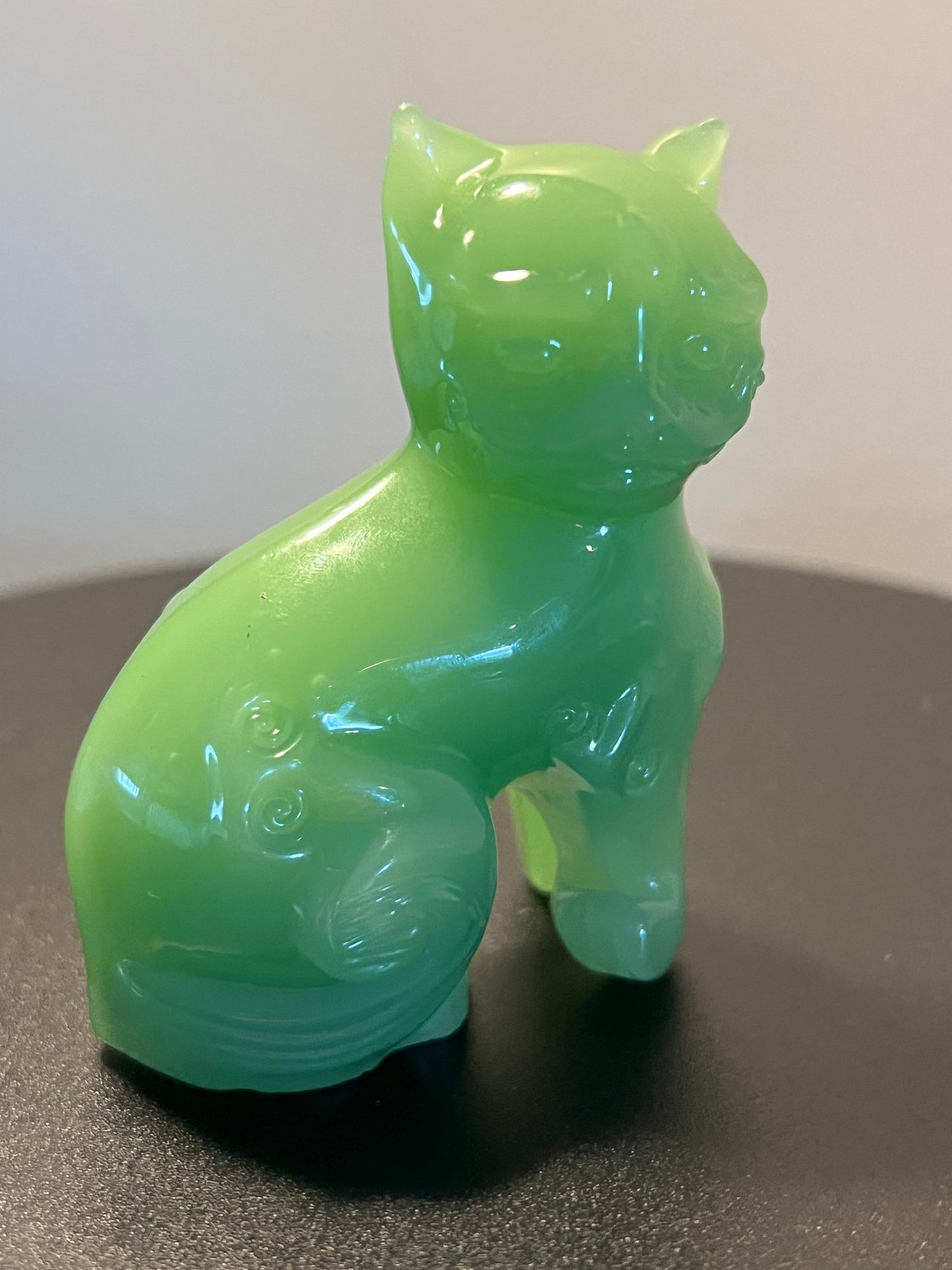 Vintage Jadeite Cat Figurine: Franklin Mint Faberge Style