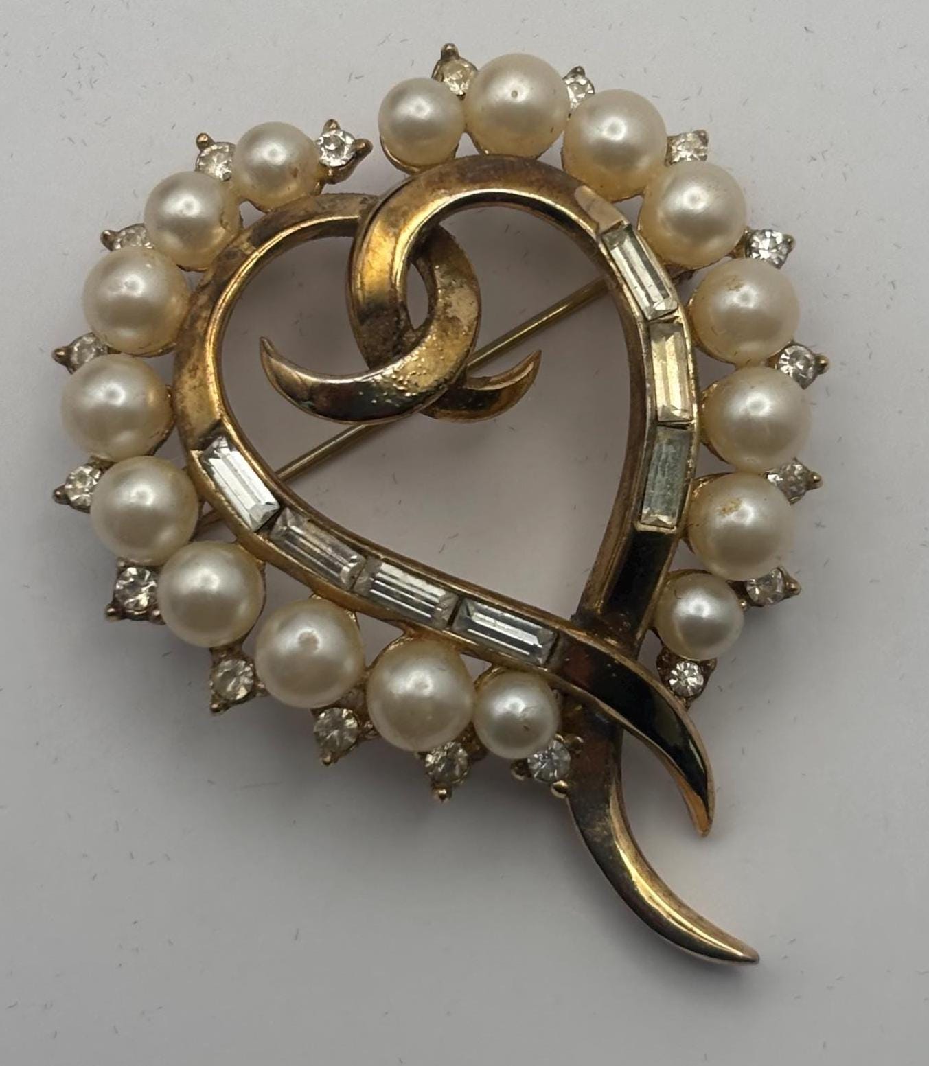 Crown Trifari Heart Brooch by Alfred Philippe, Skylark Romantic Heart Series