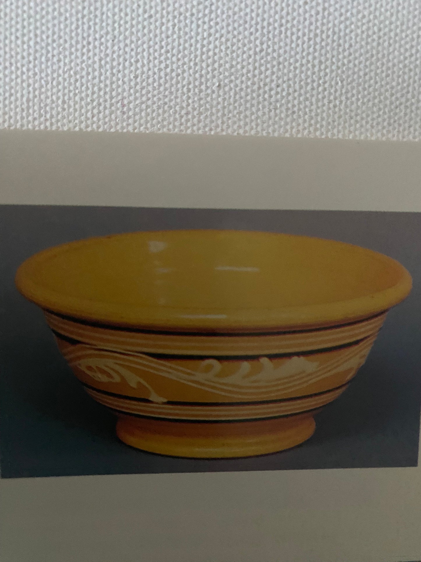 Collecting Yellow Ware: An Identification Guide Book