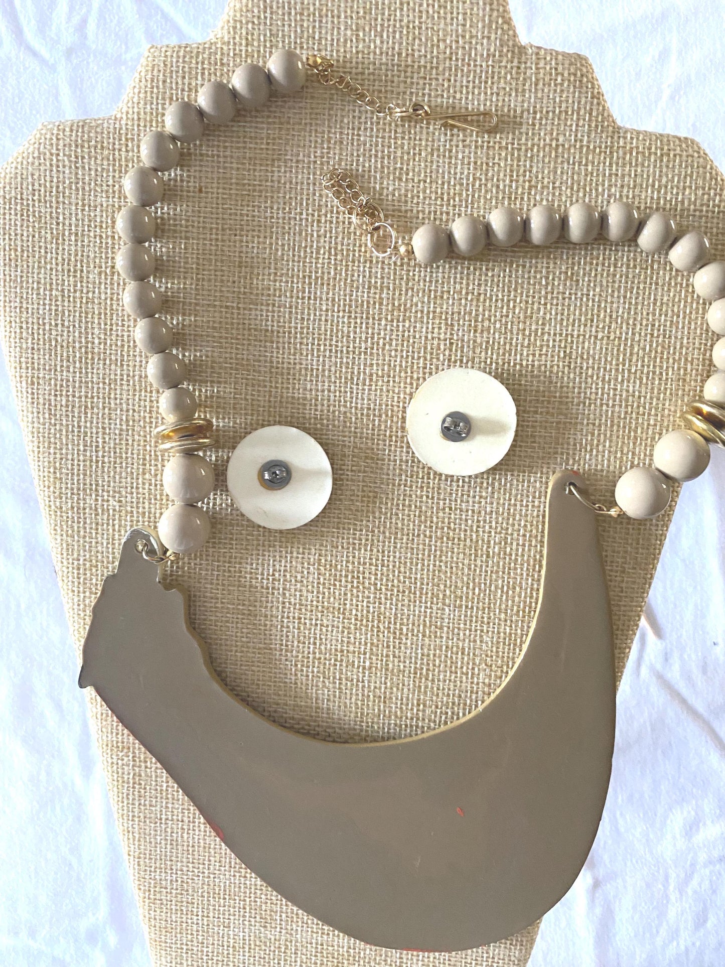 Giraffe Figural BIB & Beaded Statement Resin Necklace and Matching Earrings Animal Jewelry Unique Gifts