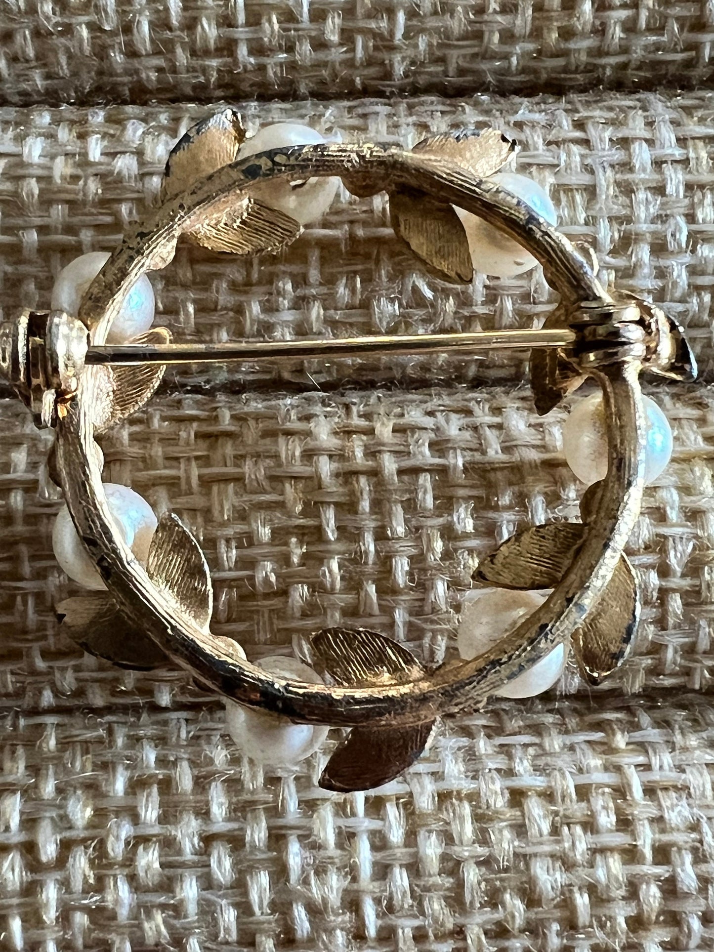 Vintage Gold Tone Wreath Brooch with Faux Pearls