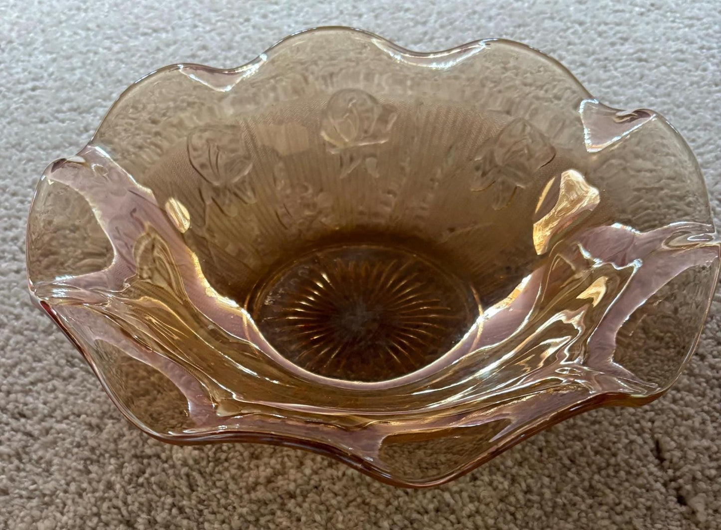 Jeannette Iris and Herringbone Marigold Carnival Glass Ruffled Bowl, Lover Antiques and Vintage