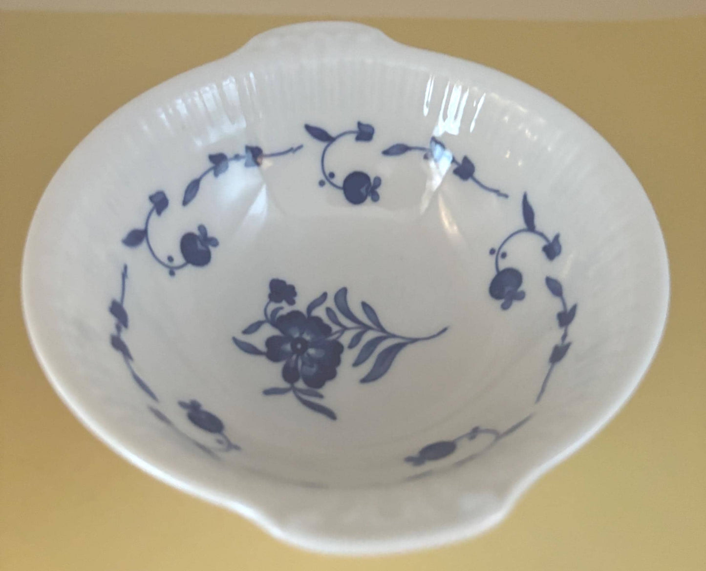 Vintage Nantucket Bowl by Syracuse China Blue & White Dishes Lover Antiques and Vintage