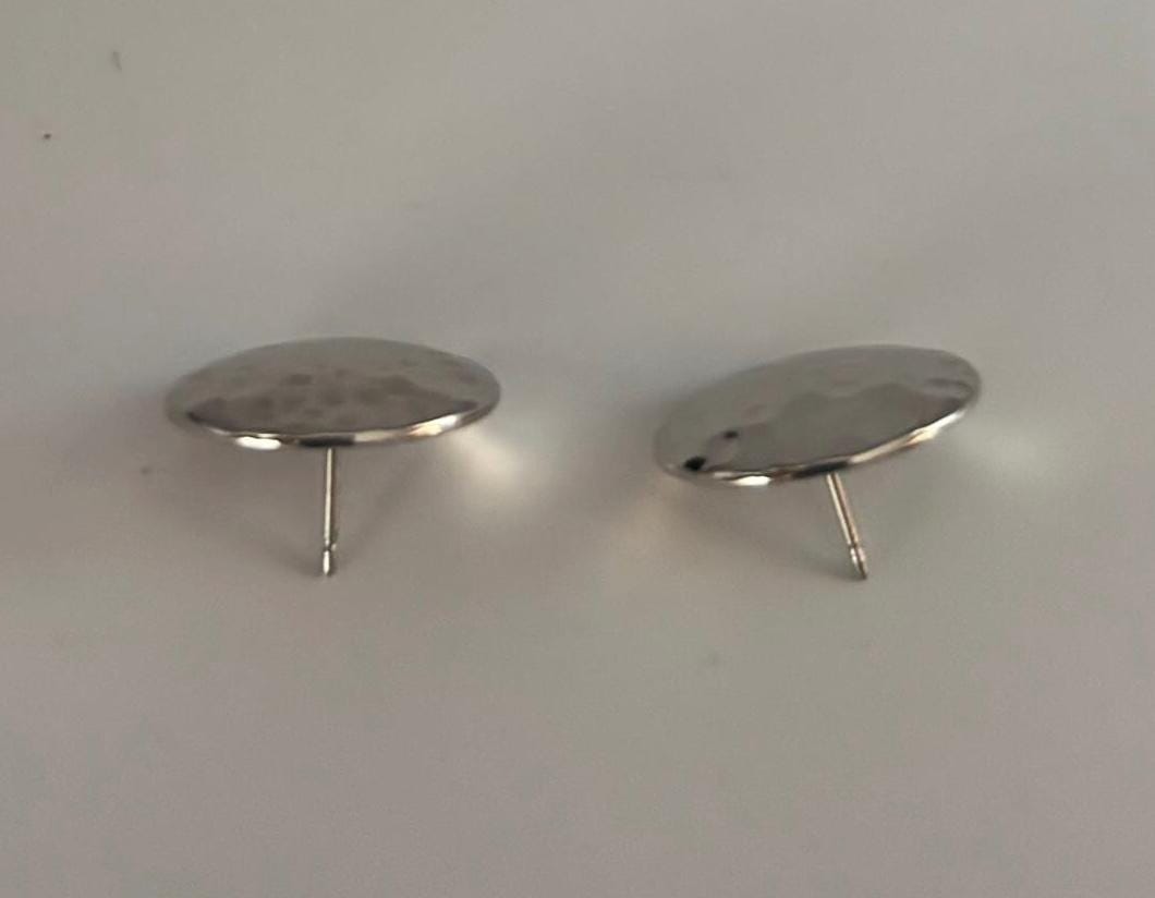 Vintage Sterling Silver Round Hammered Earrings Lover Antiques and Vintage