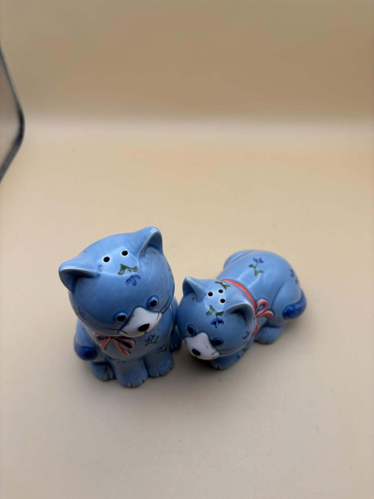 Vintage Otagari Japan Cat Salt & Pepper Shakers Set Lover Antiques and Vintage