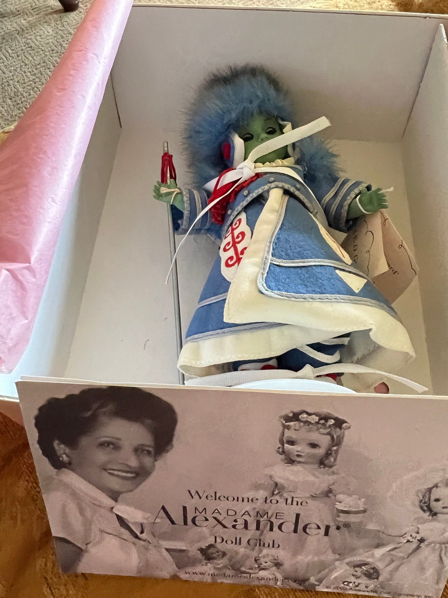 Vintage Madame Alexander OEO Guard Doll: Wizard of Oz Collection, 8"