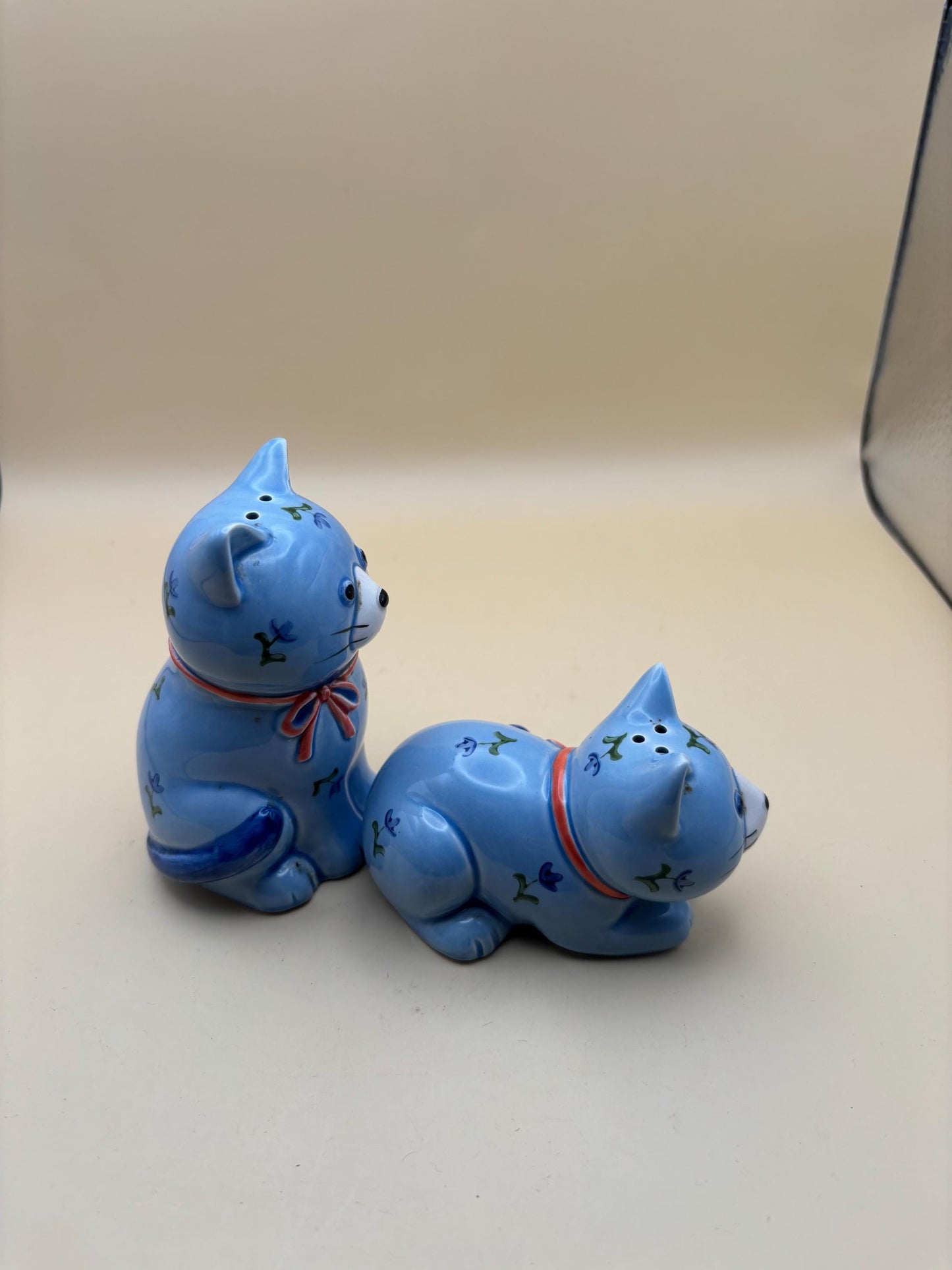 Vintage Otagari Japan Cat Salt & Pepper Shakers Set Lover Antiques and Vintage