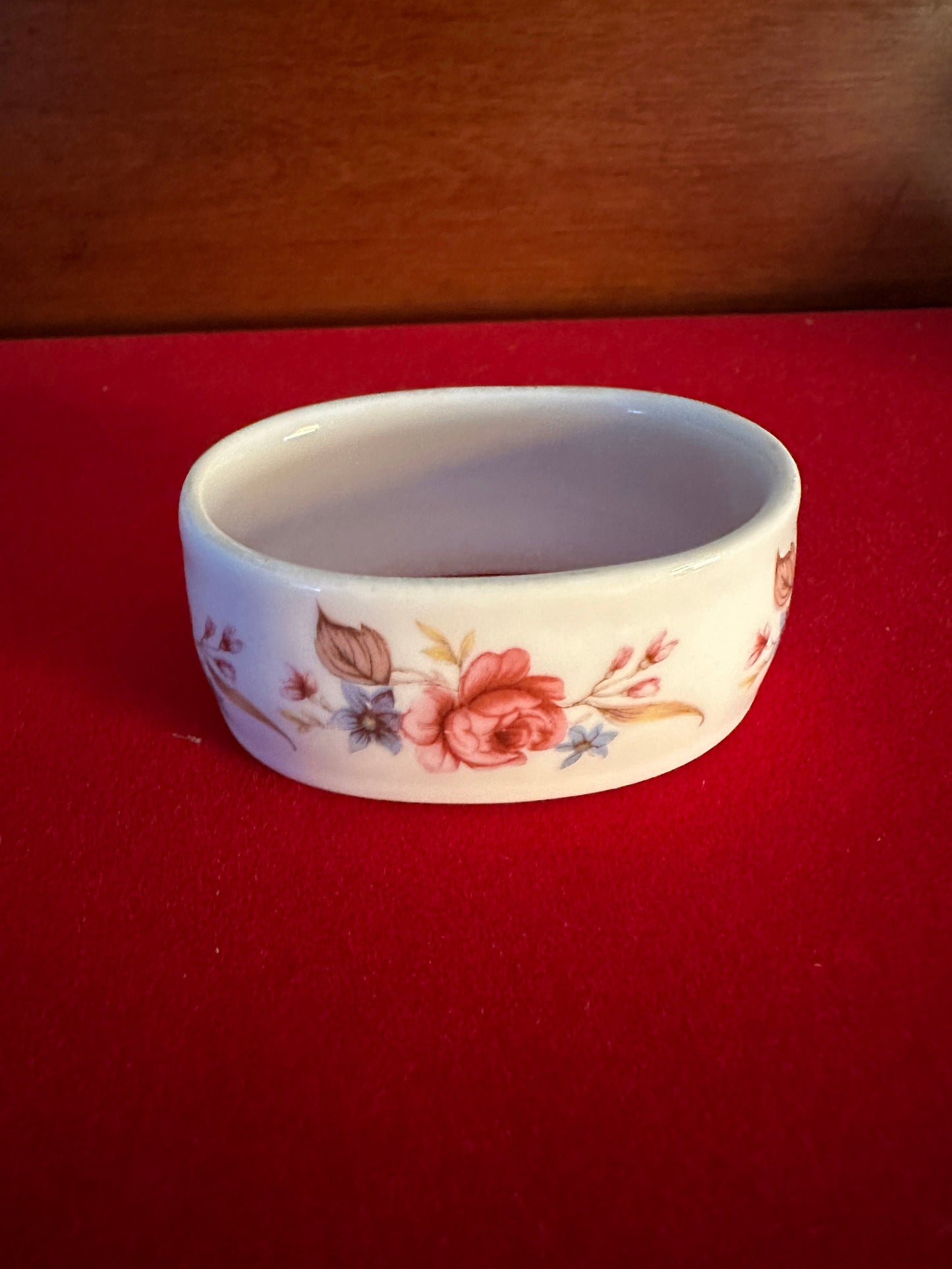 Vintage Countess Fine Bone China Napkin Ring Holder: Hand-Painted Roses, Made in England