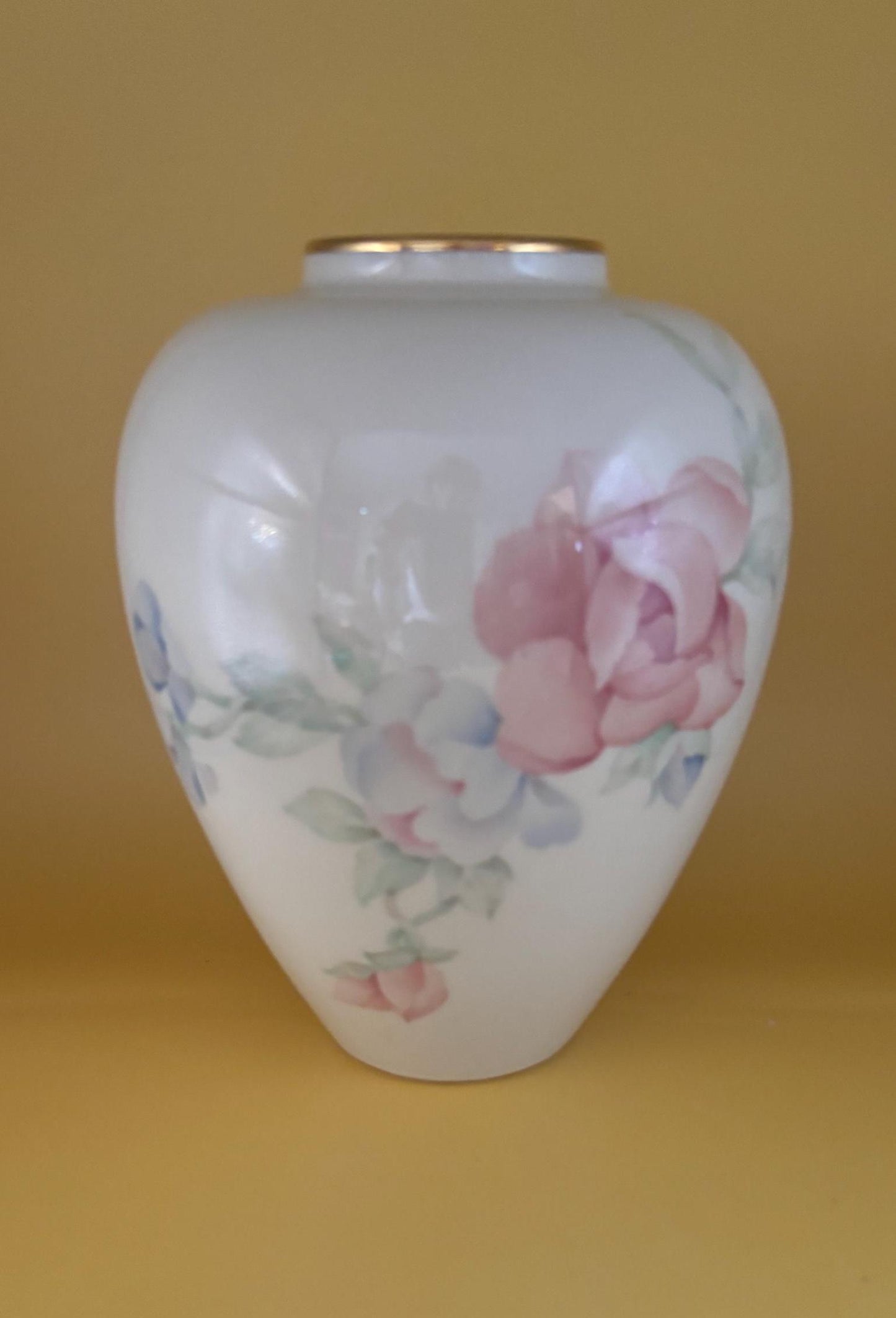 Vintage Lenox Rose Bud Vase: 24K Gold Gilding, Made in USA