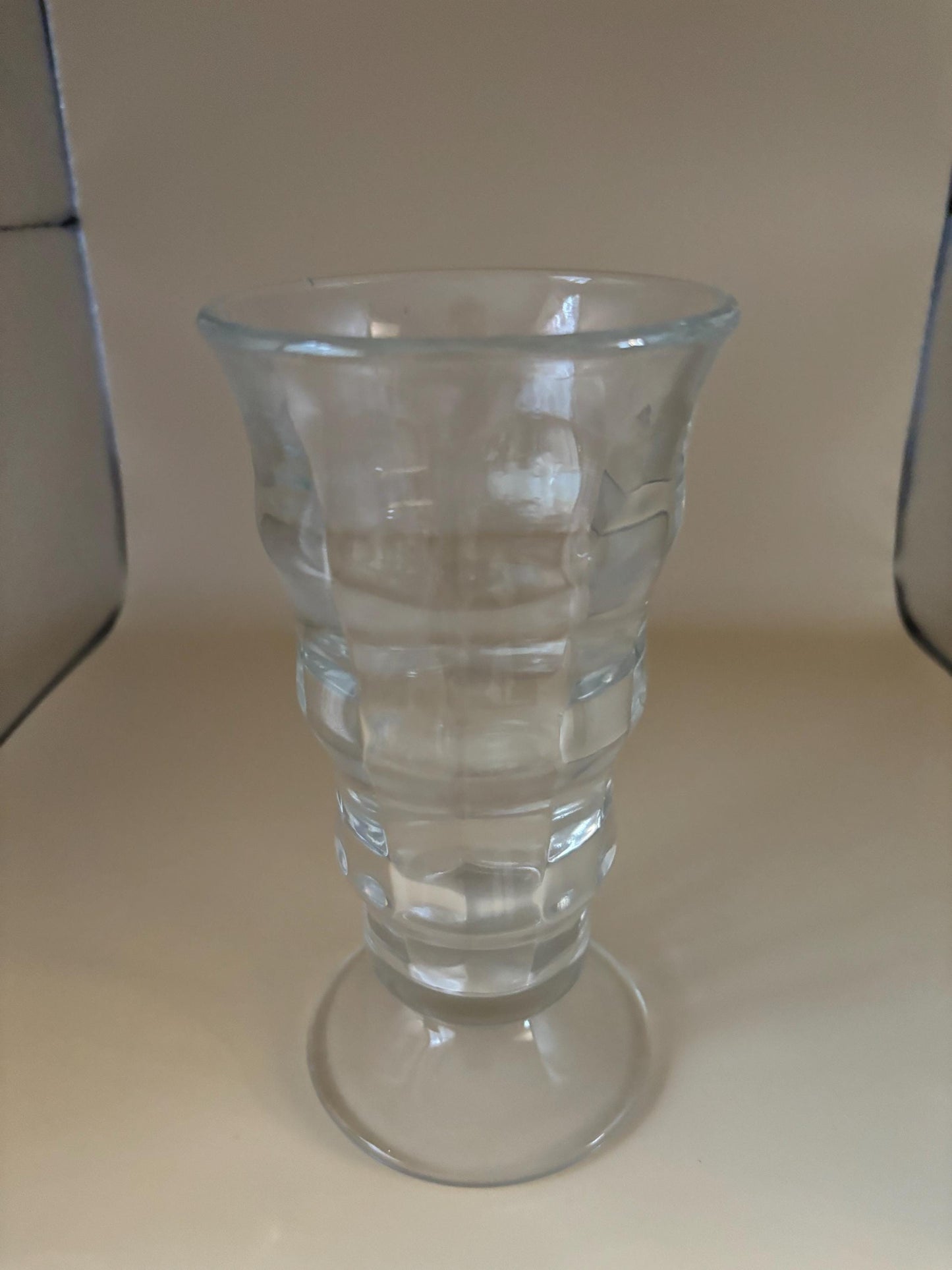 Vintage Ice Cream Sundae Glasses - Curvy Dessert Glass Set of 4